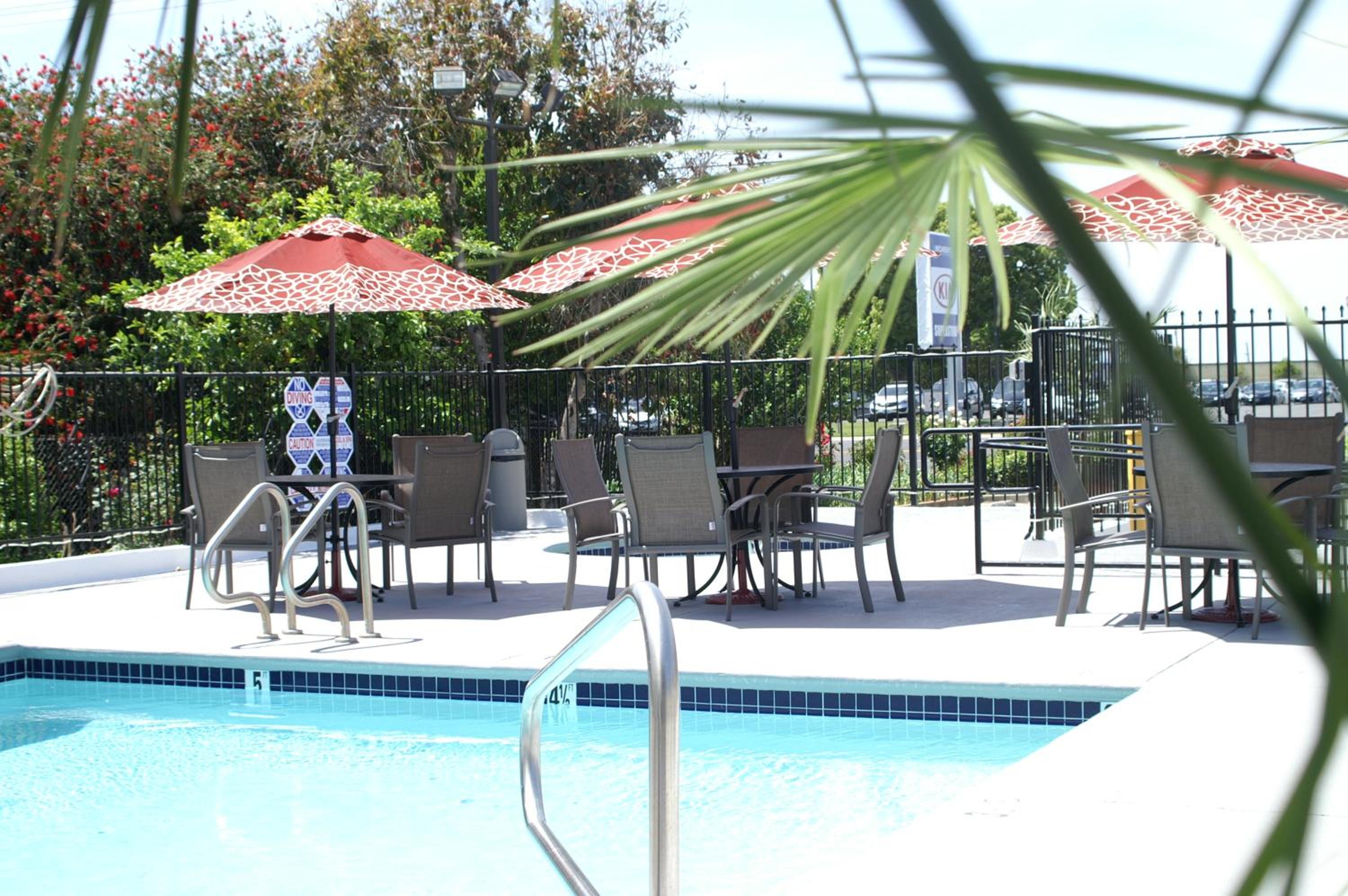Vallejo Vacations - Regency Inn - Property Image 16