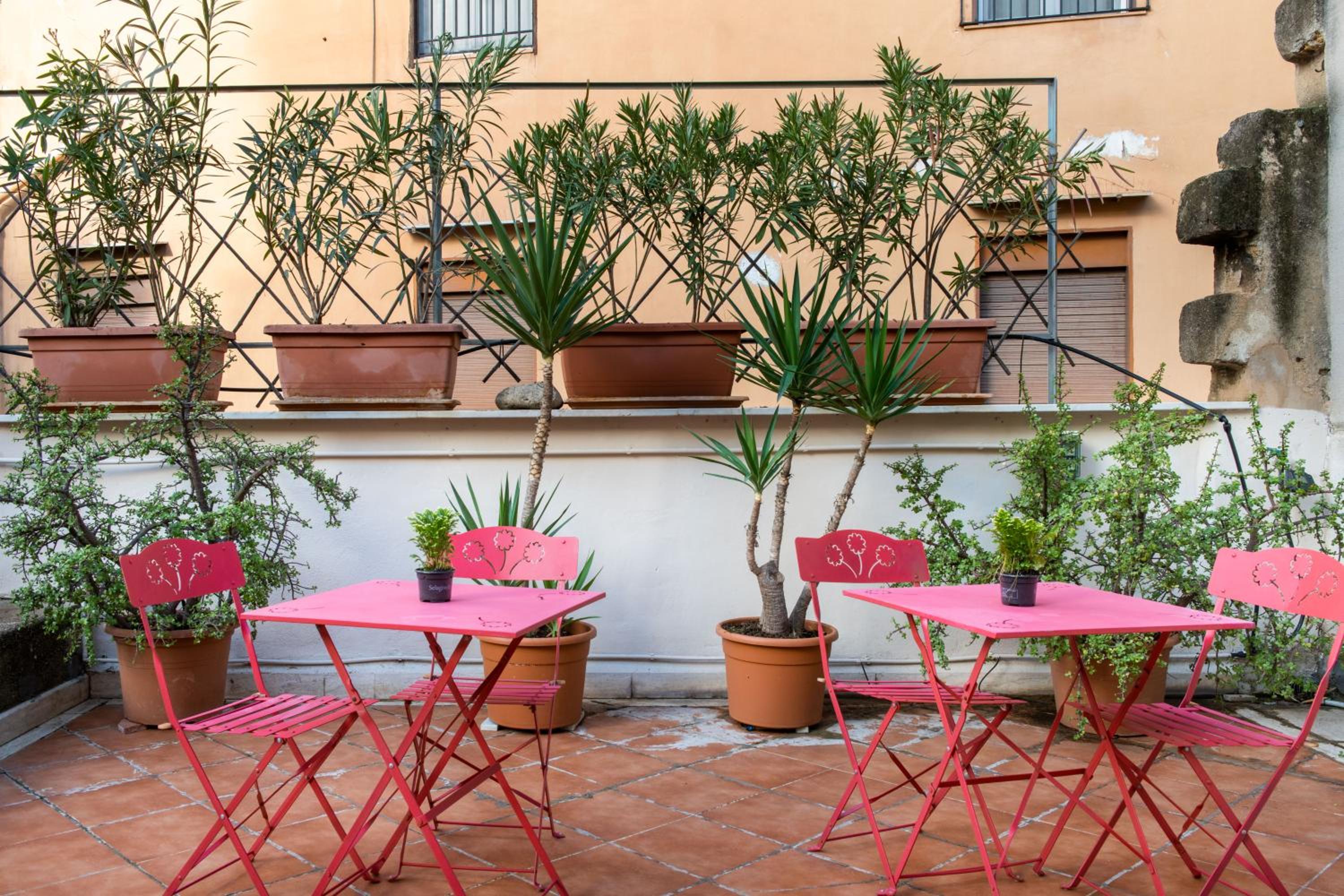Balcony & Terrace