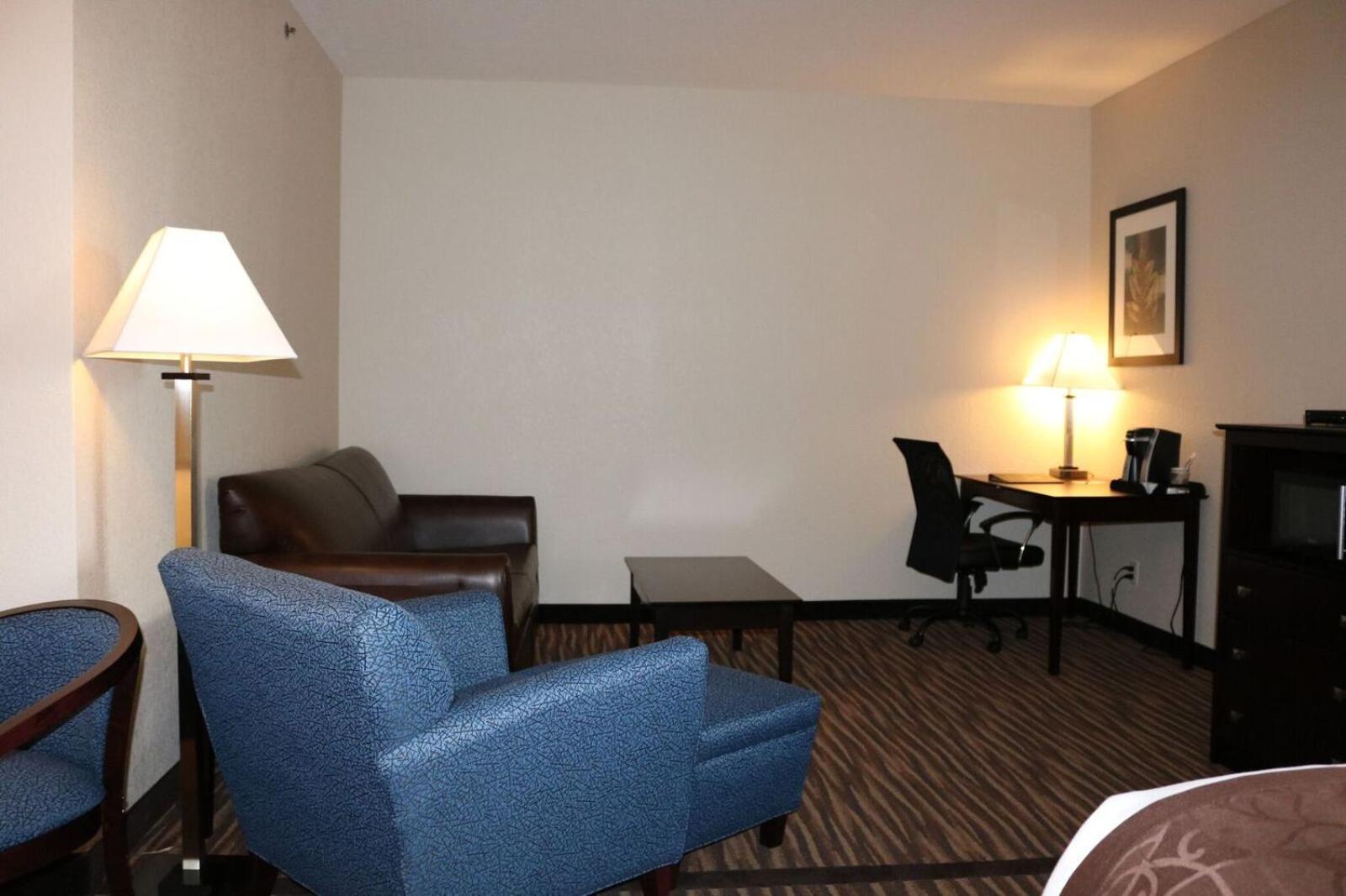 Cobblestone Inn  Suites Maryville - Property Image 12