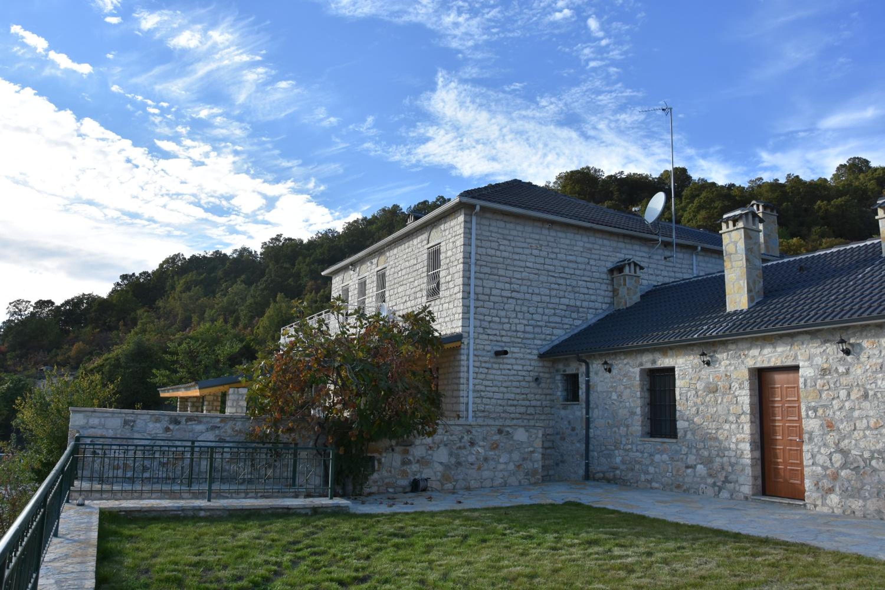 Hani Ilos
