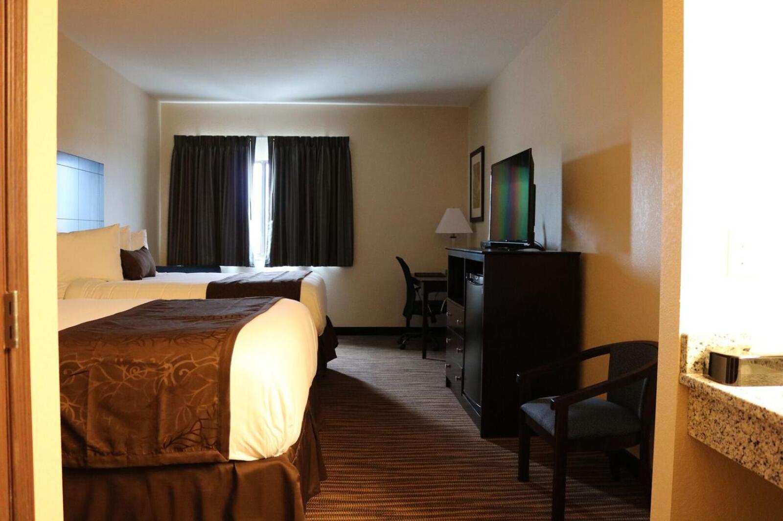 Cobblestone Inn  Suites Maryville - Property Image 1