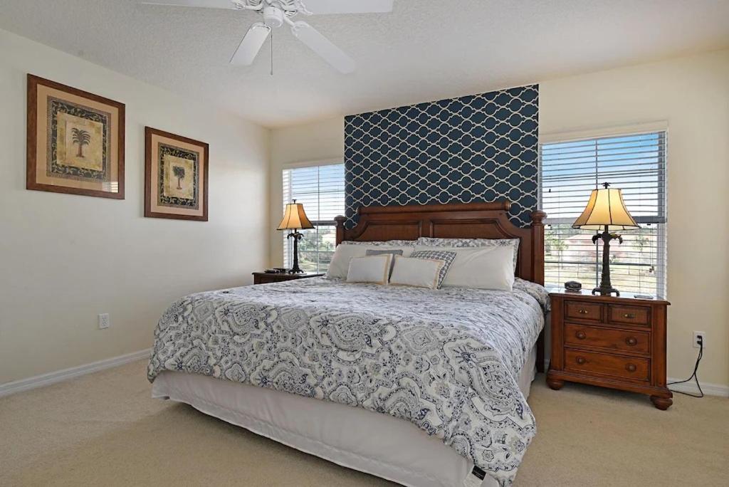 Luxury Villa With Large Private South Facing Pool townhouse view 4