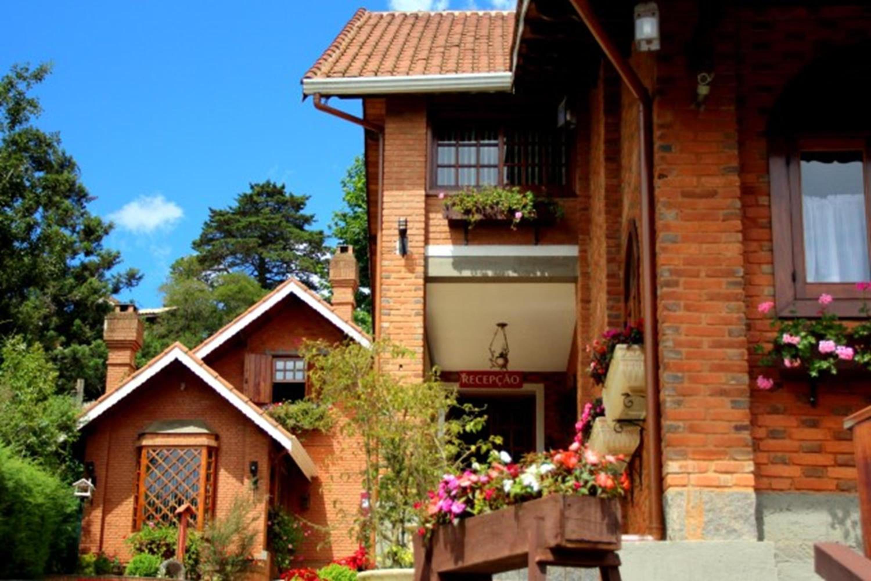 Hotel Pousada Suiça Mineira Centro - Image 1