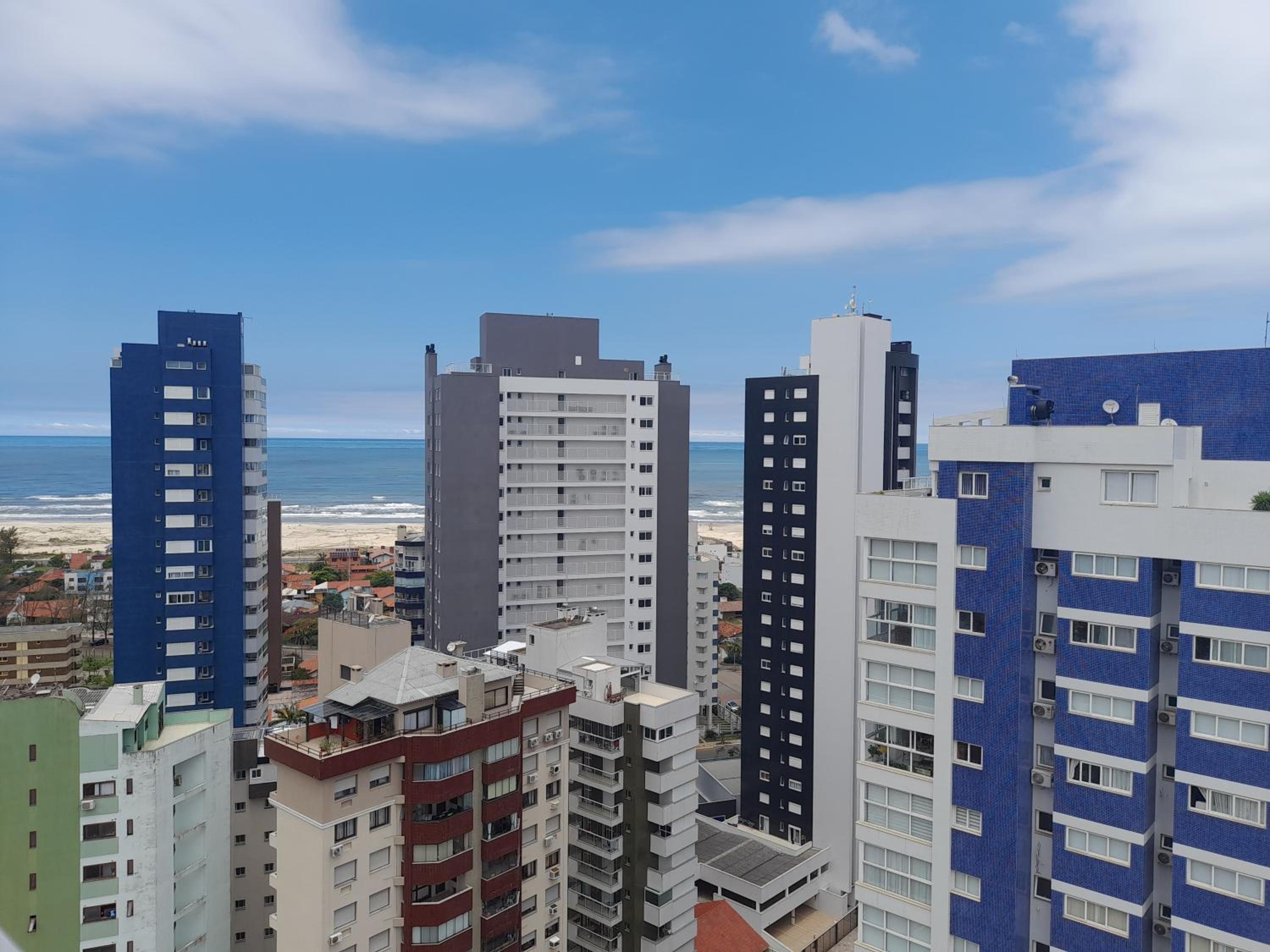 Apartamento no 20 piso com 90m2 e linda vista view 3