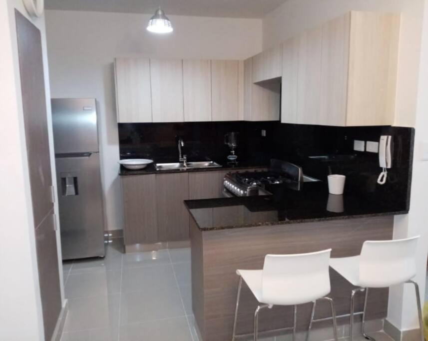Pool, wifi, private apart for family and friends