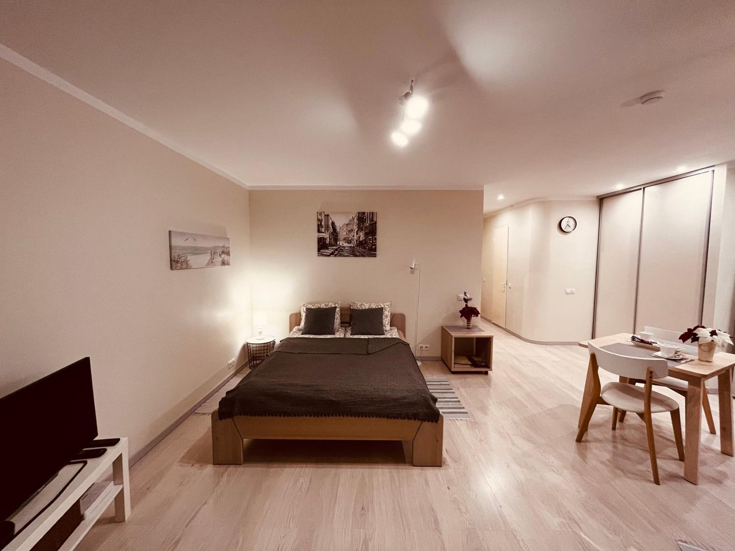 Apartment128 view 5