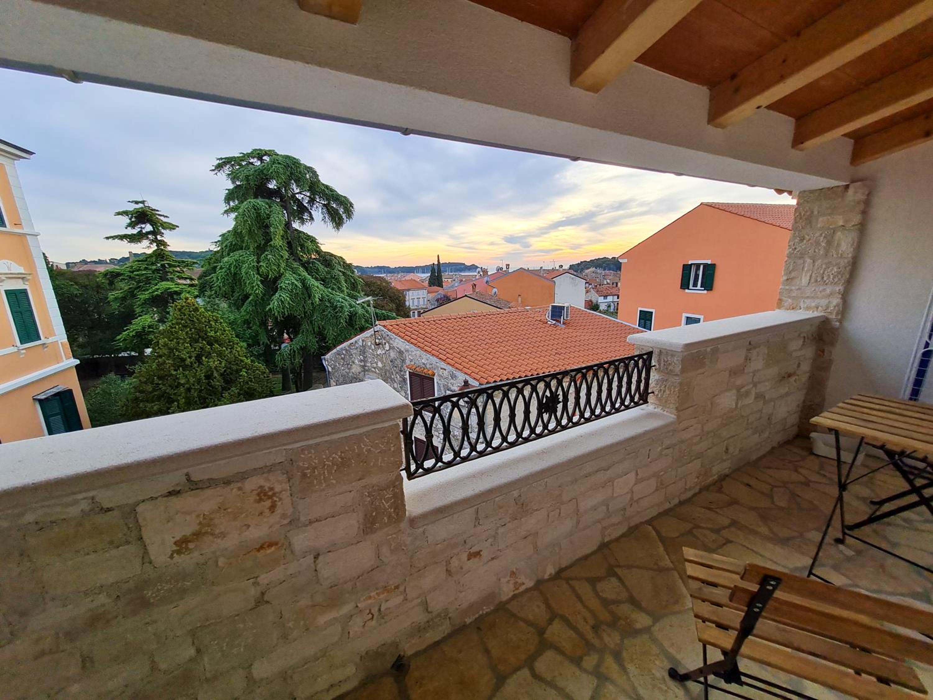 Sweet House and Apartment view 3