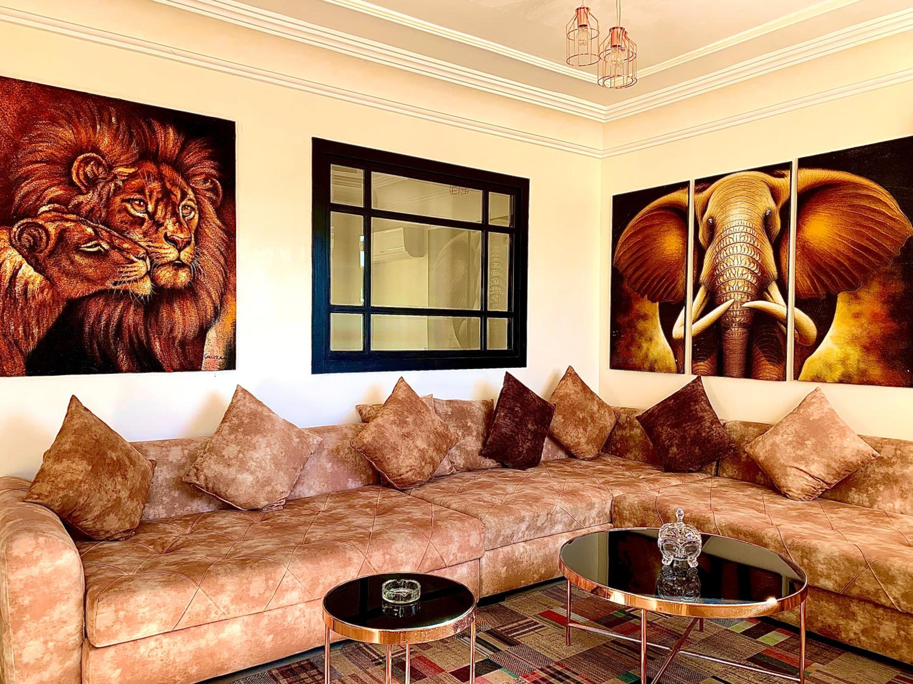 lounge