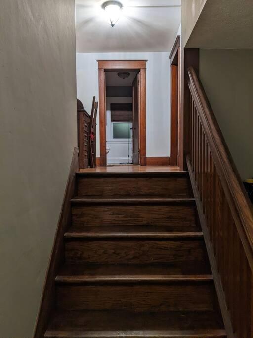 Large Bakery Apartment - Central Downtown Location view 5