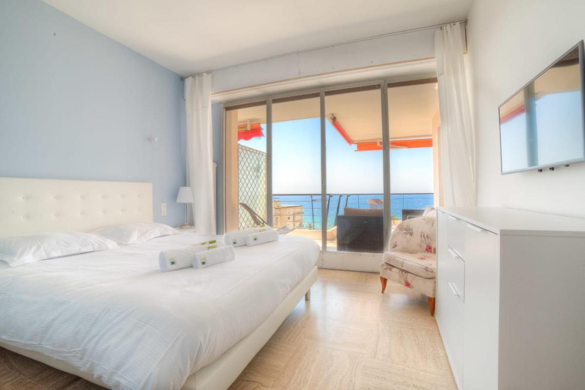 IMMOGROOM- 2 bedrooms -Panoramic Sea view - Huge Terrace - Beach photo 5