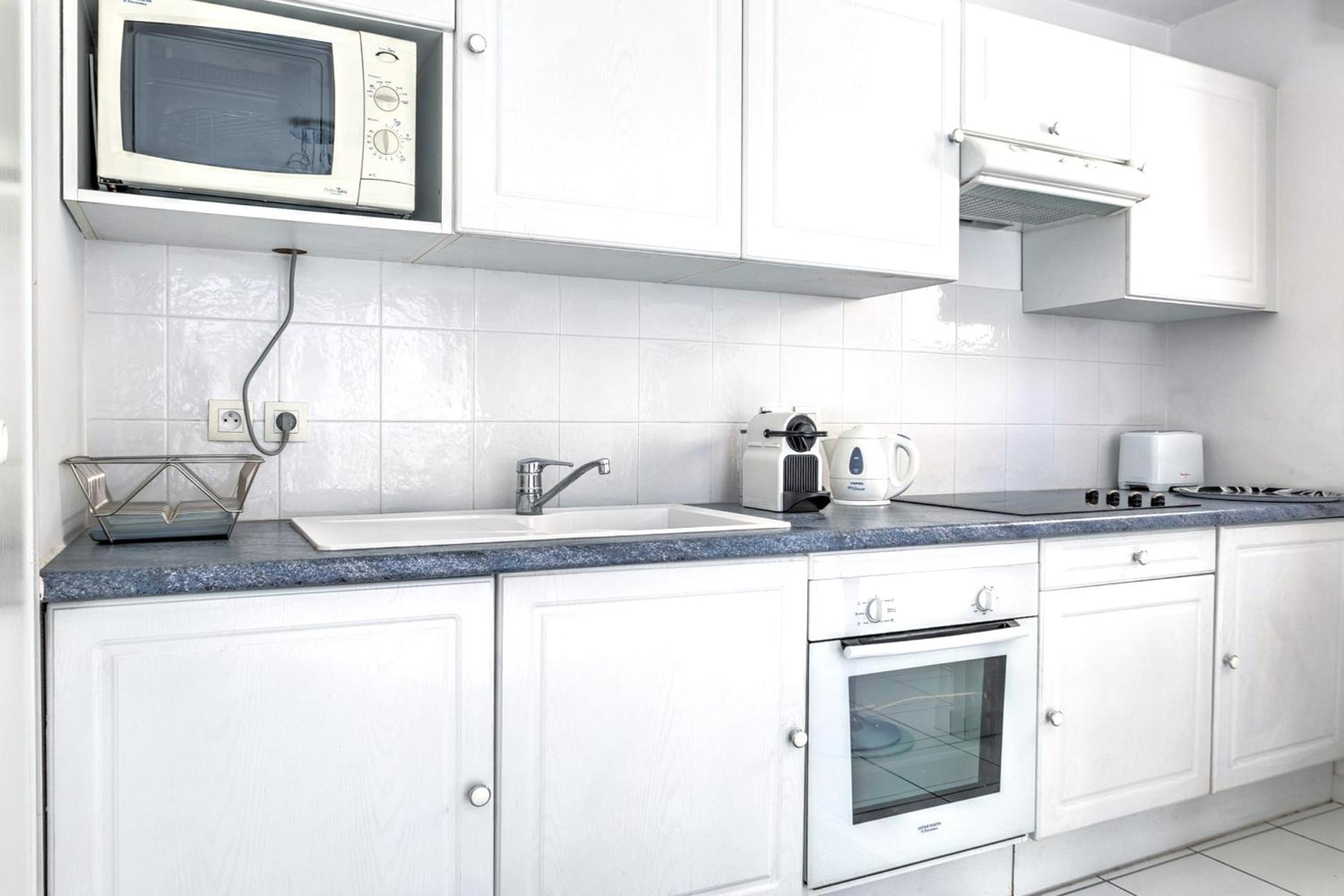 IMMOGROOM - 3min from beach - AC - 10min from Palais - Wifi photo 2