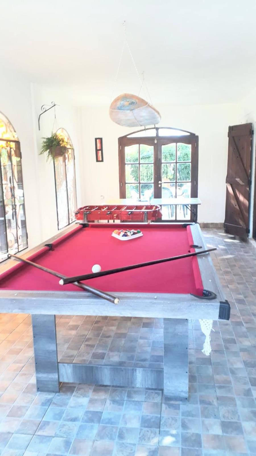 Chalet Caserón de Tejas, Amplia y confortable casa para hasta 11 huéspedes