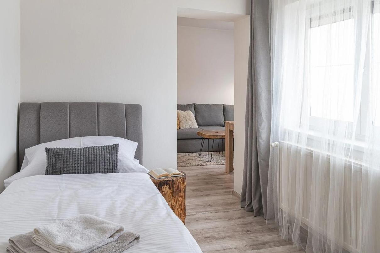 Photo 34