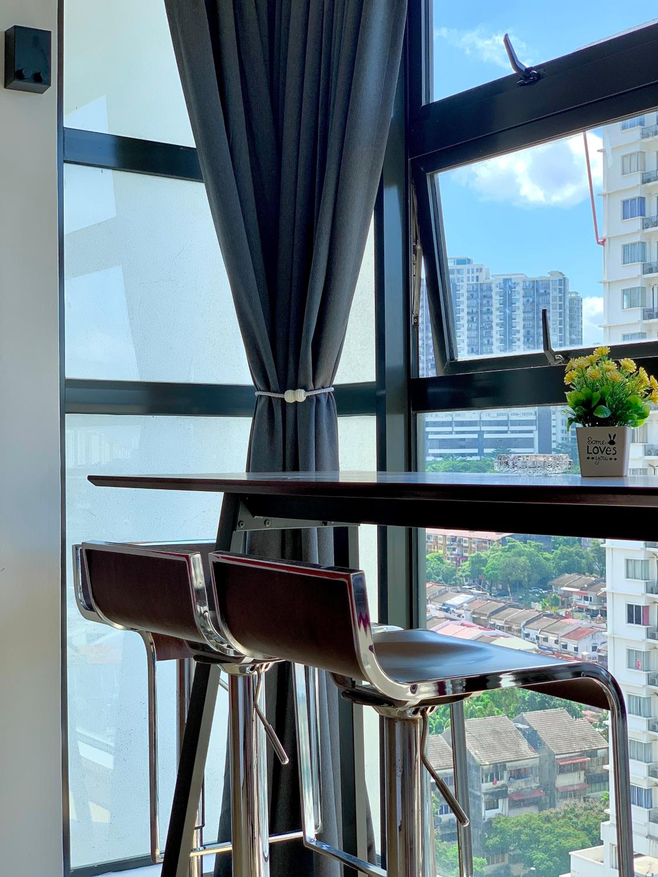 Private Jacuzzi Staycation at KL City 152