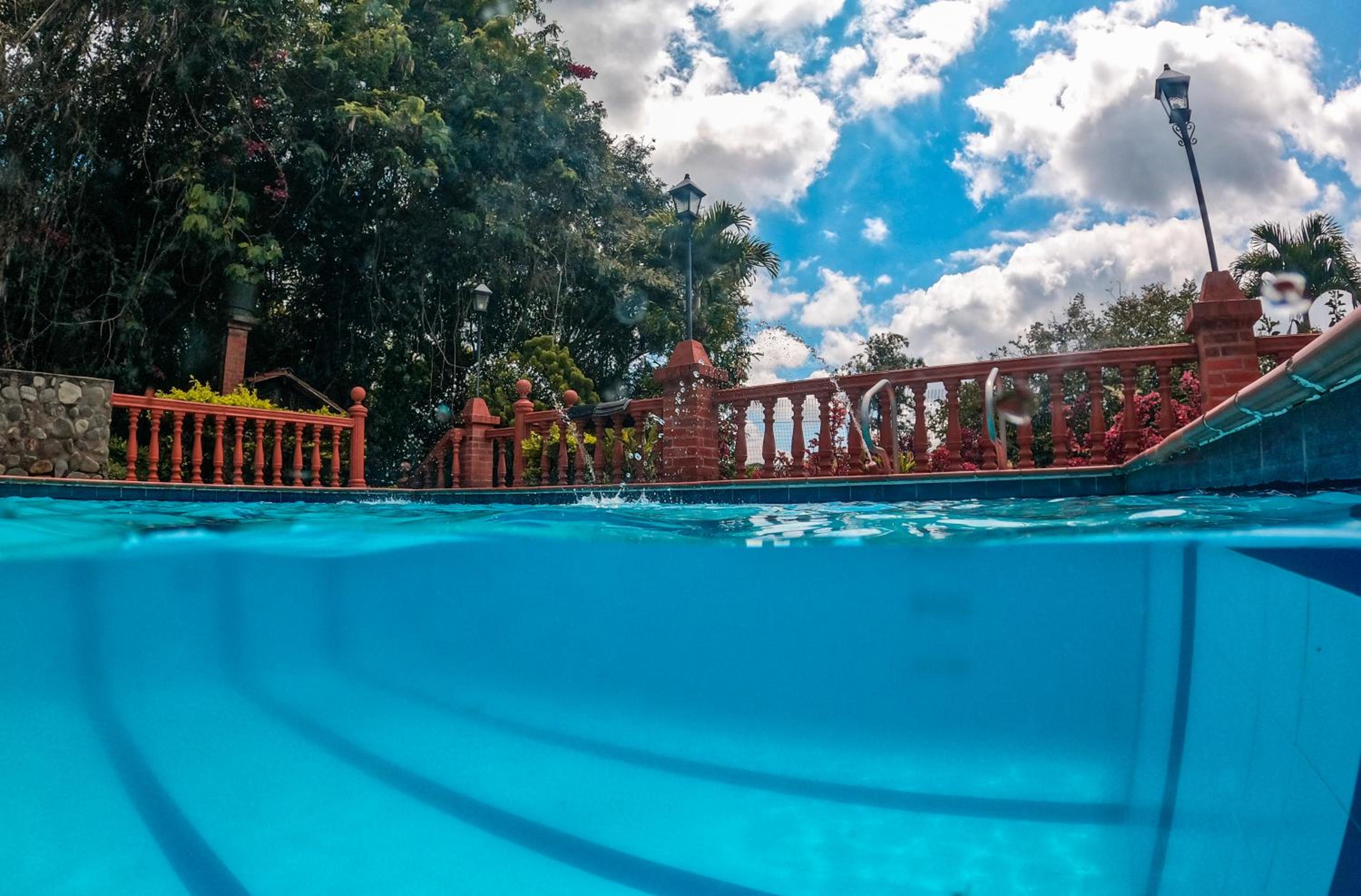 Hermosa Finca 