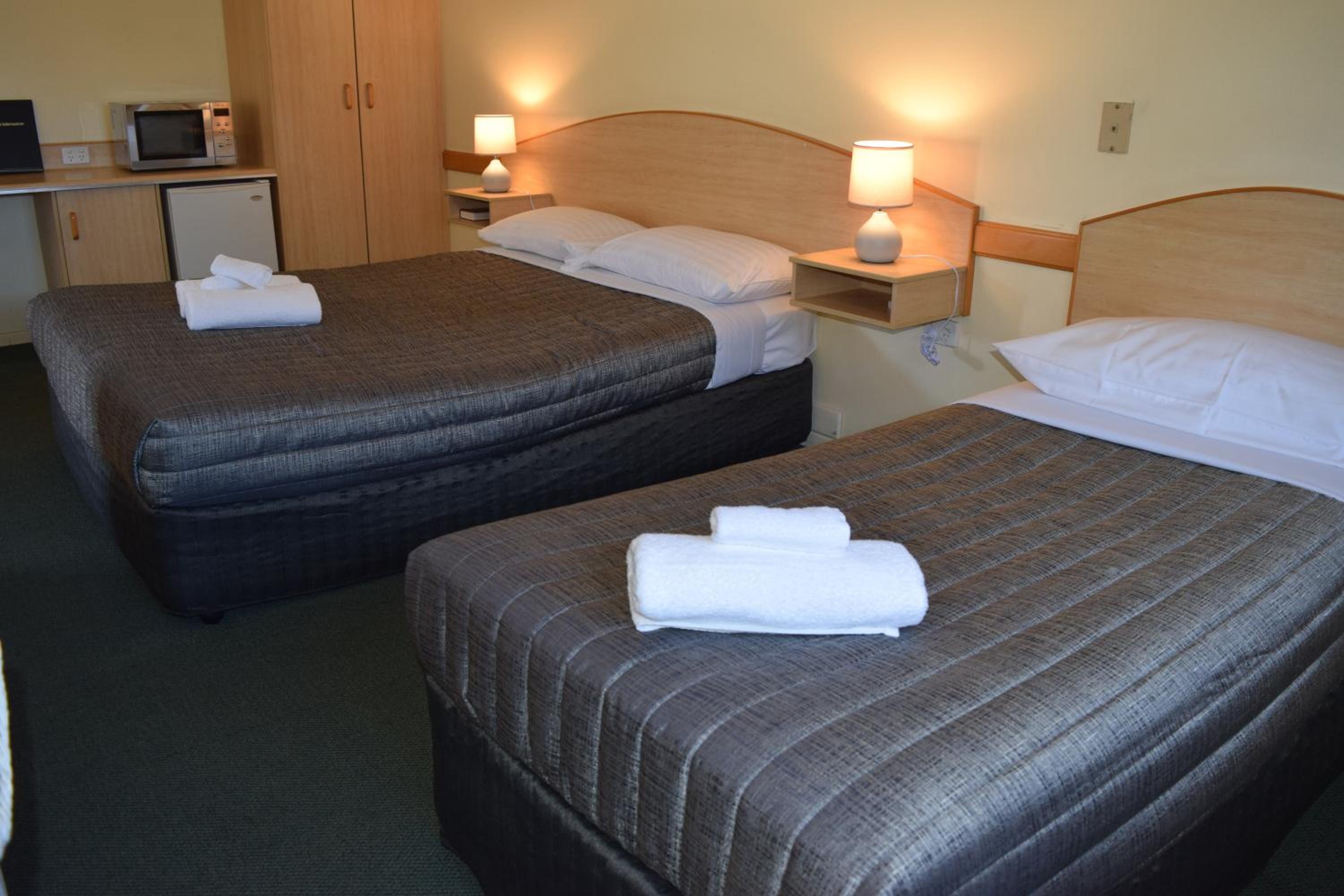 Warwick Vines Motel