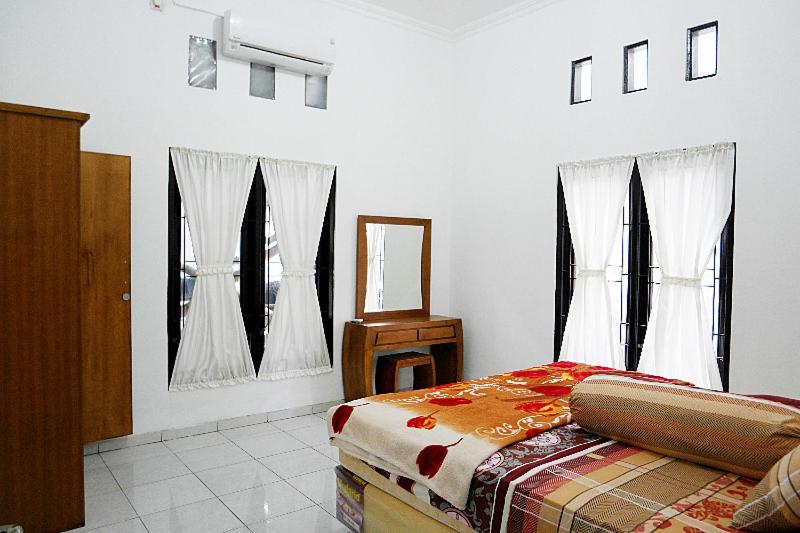 Grand Purwomartani Homestay Jogja view 4