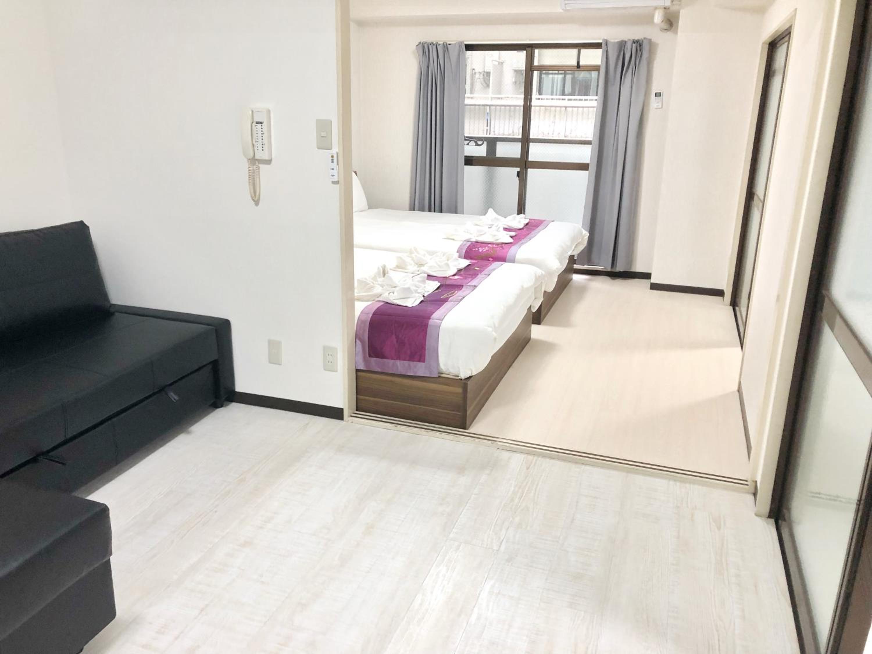 Court Saiwaicho