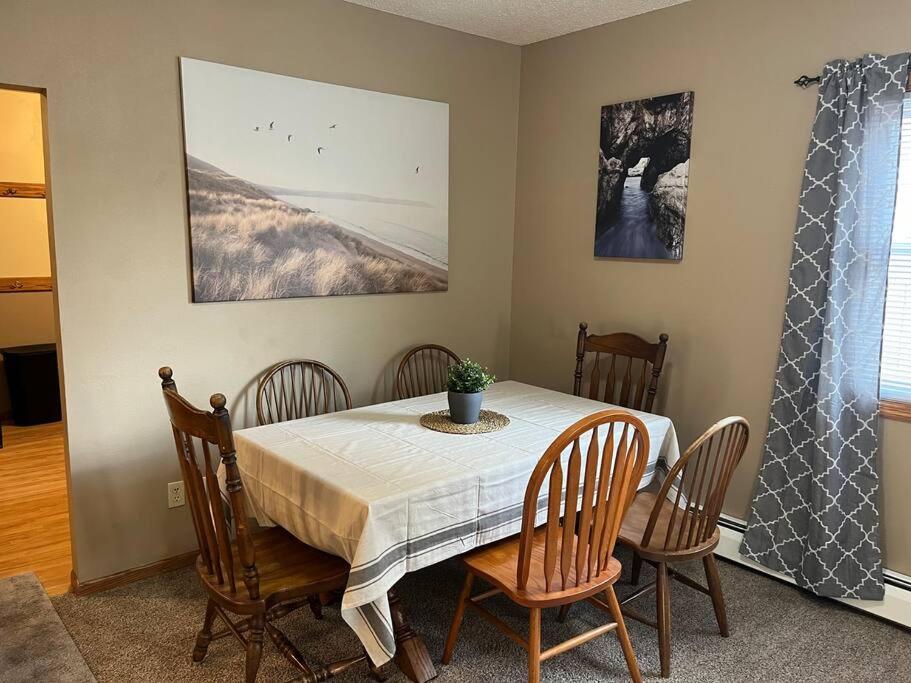 Close to Duluth! Centrally Located-Lake Superior Minutes Away! view 2