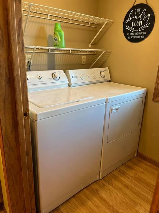 Close to Duluth! Centrally Located-Lake Superior Minutes Away! view 4