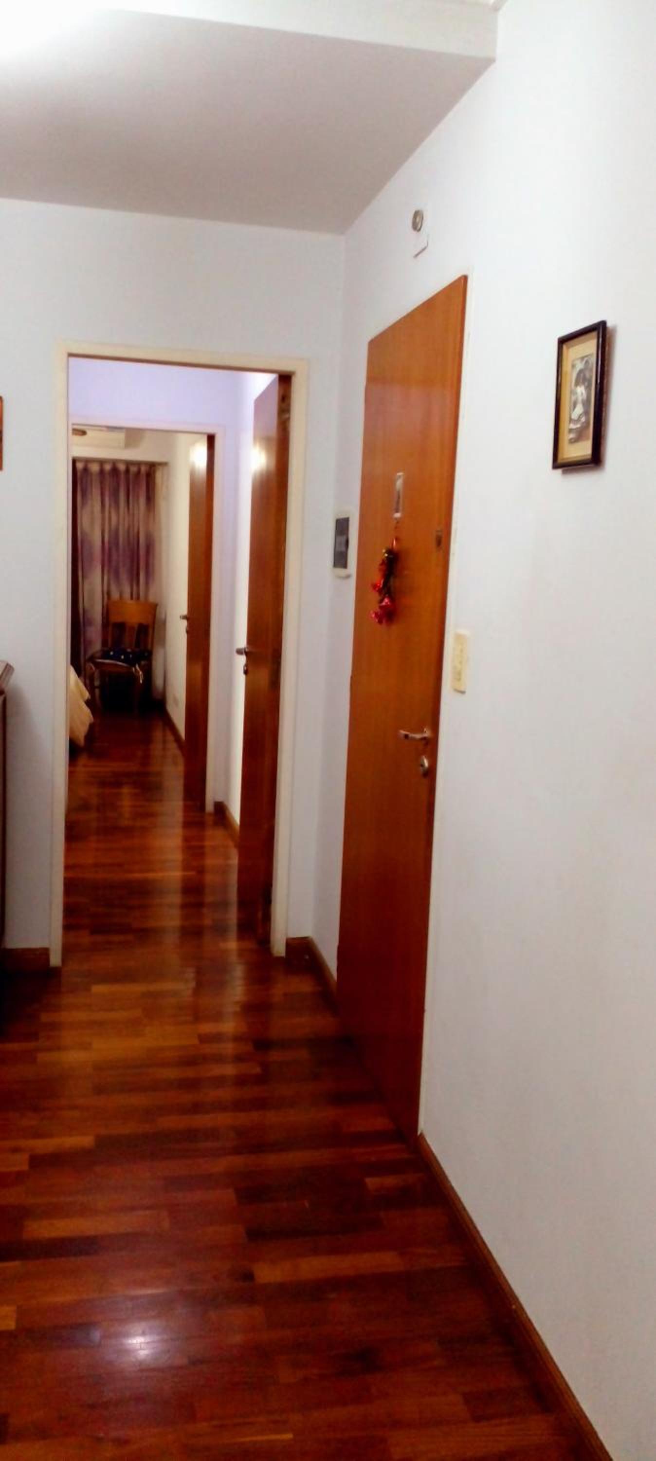 departamento amplio luminoso de 2 ambientes zona céntrica