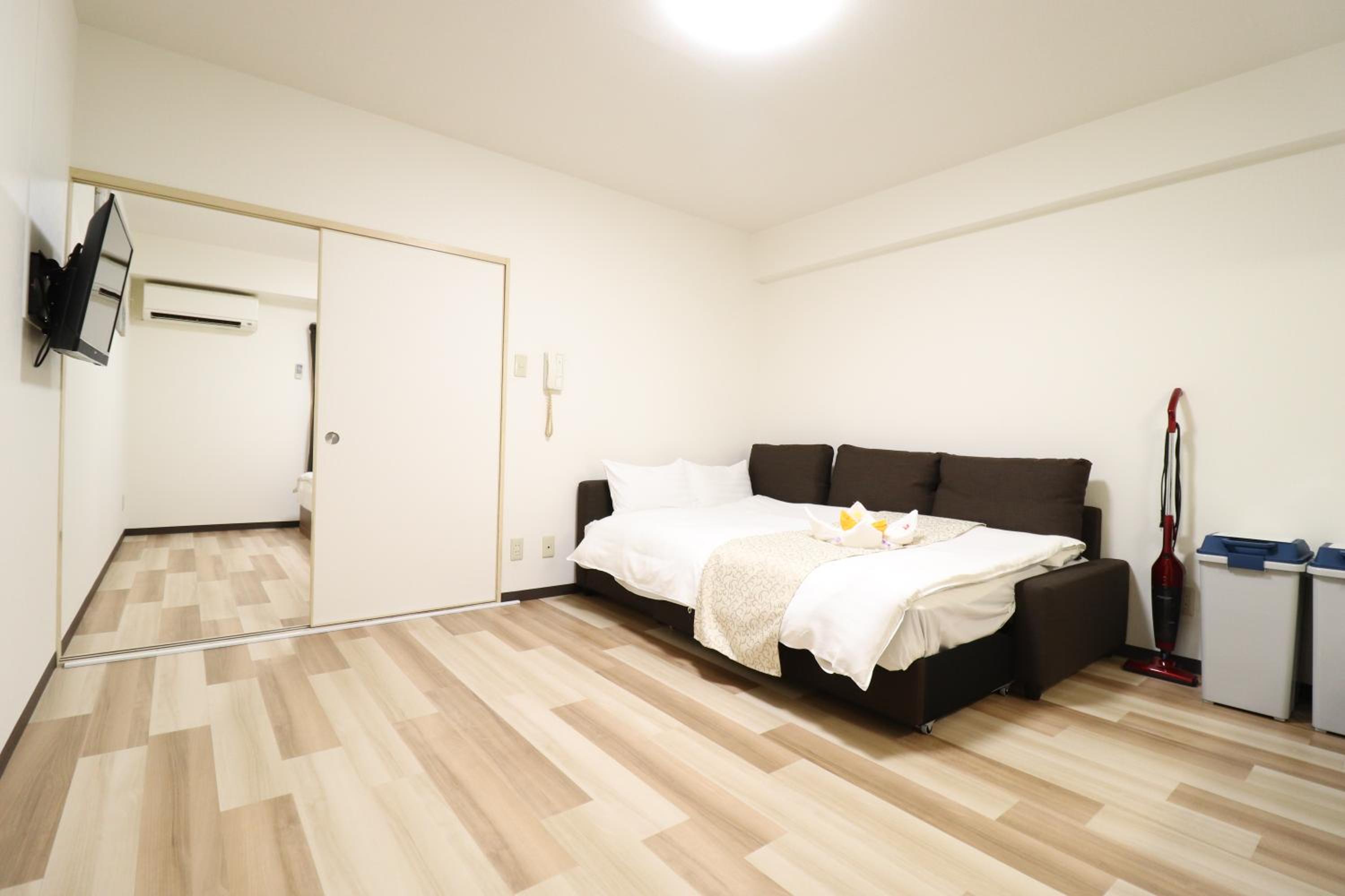 Court Saiwaicho