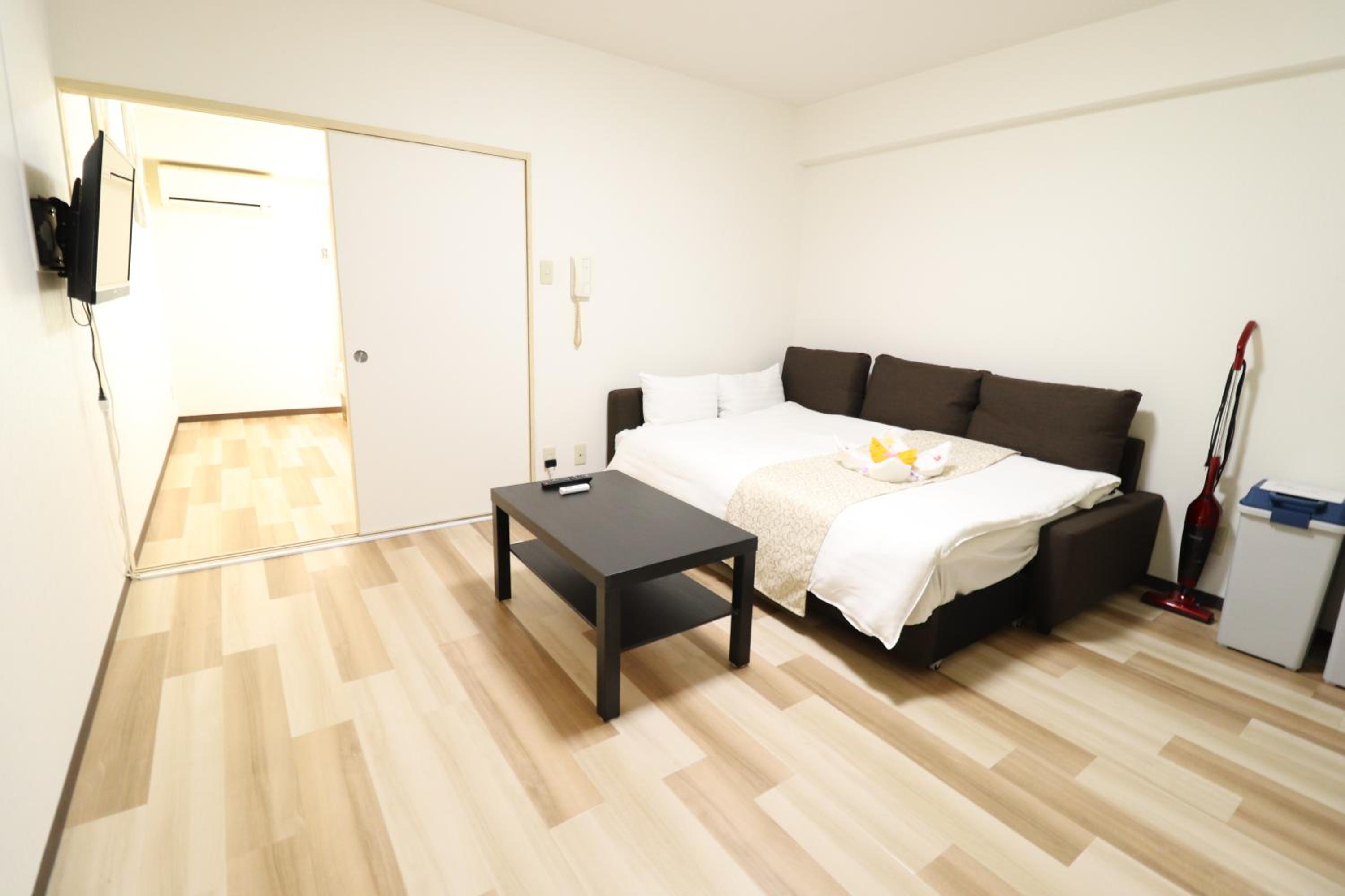 Court Saiwaicho