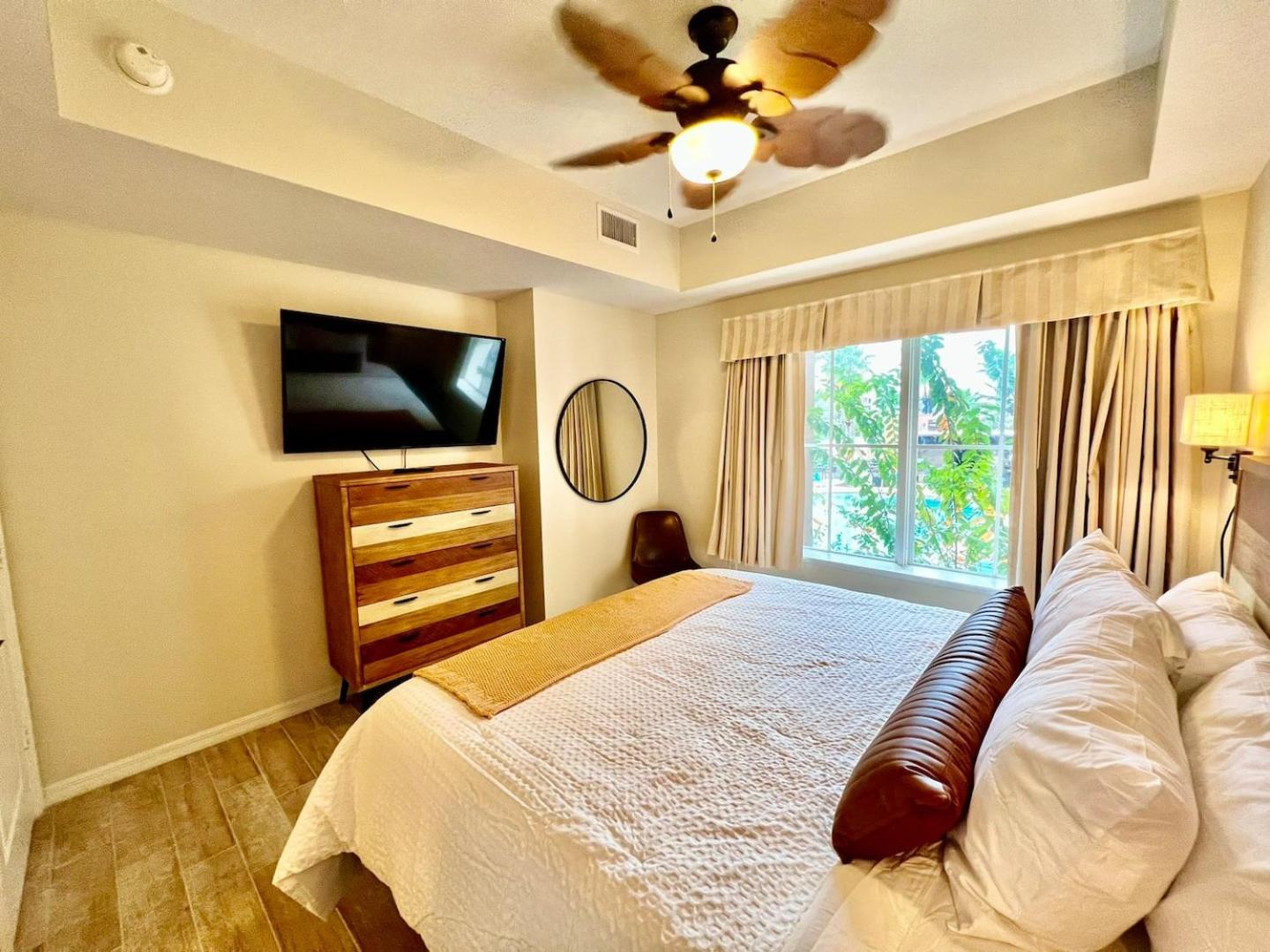 Premier Resort Condos Near Disney & Universal