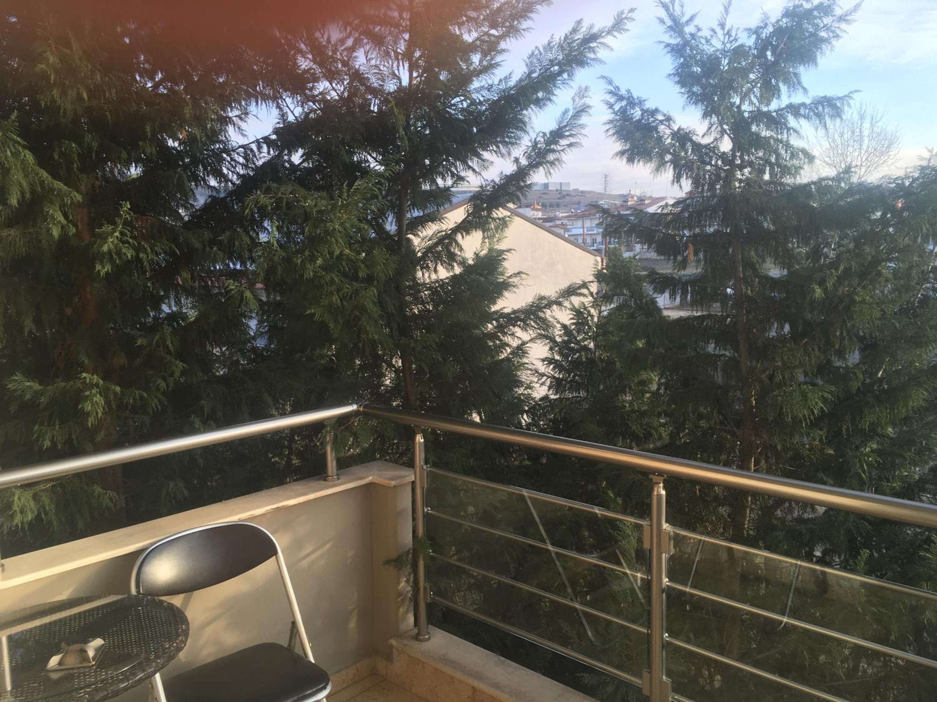 balcony