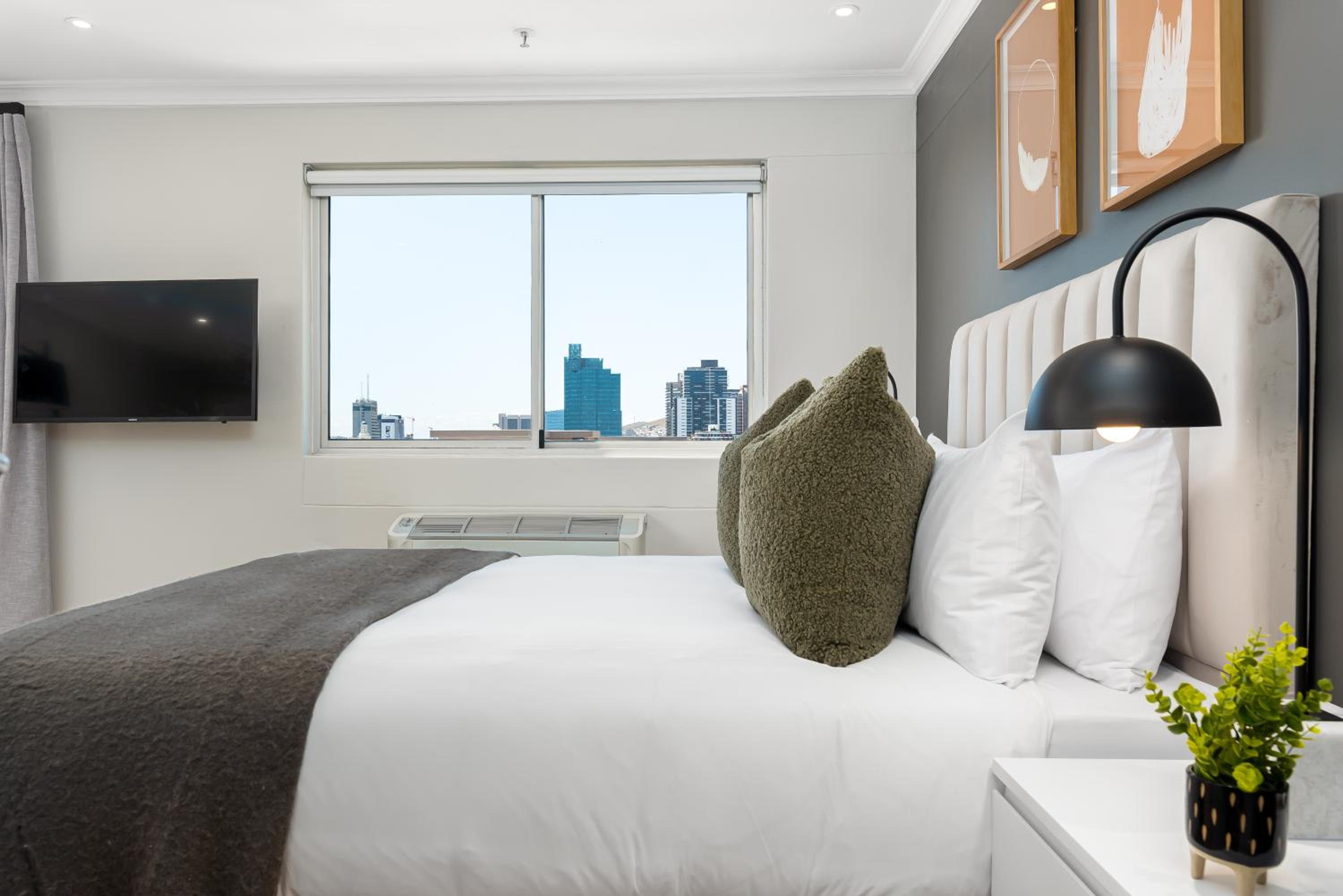 Point Break Luxury Apartments photo 189 of 255