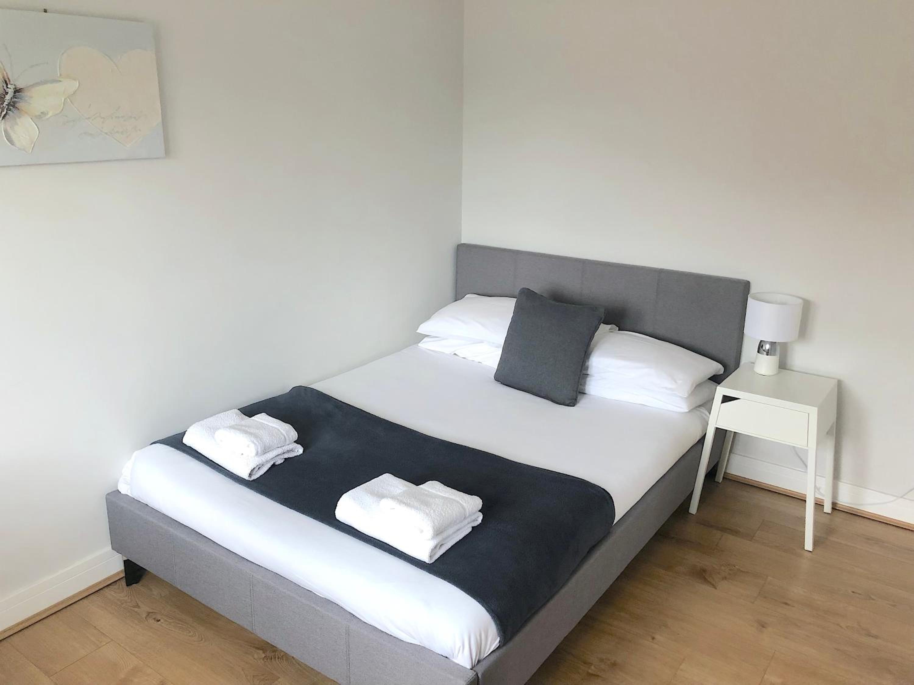 Loughborough Vacations - 2 Bedroom Large First Floor Apartment with FREE Parking - Property Image 8
