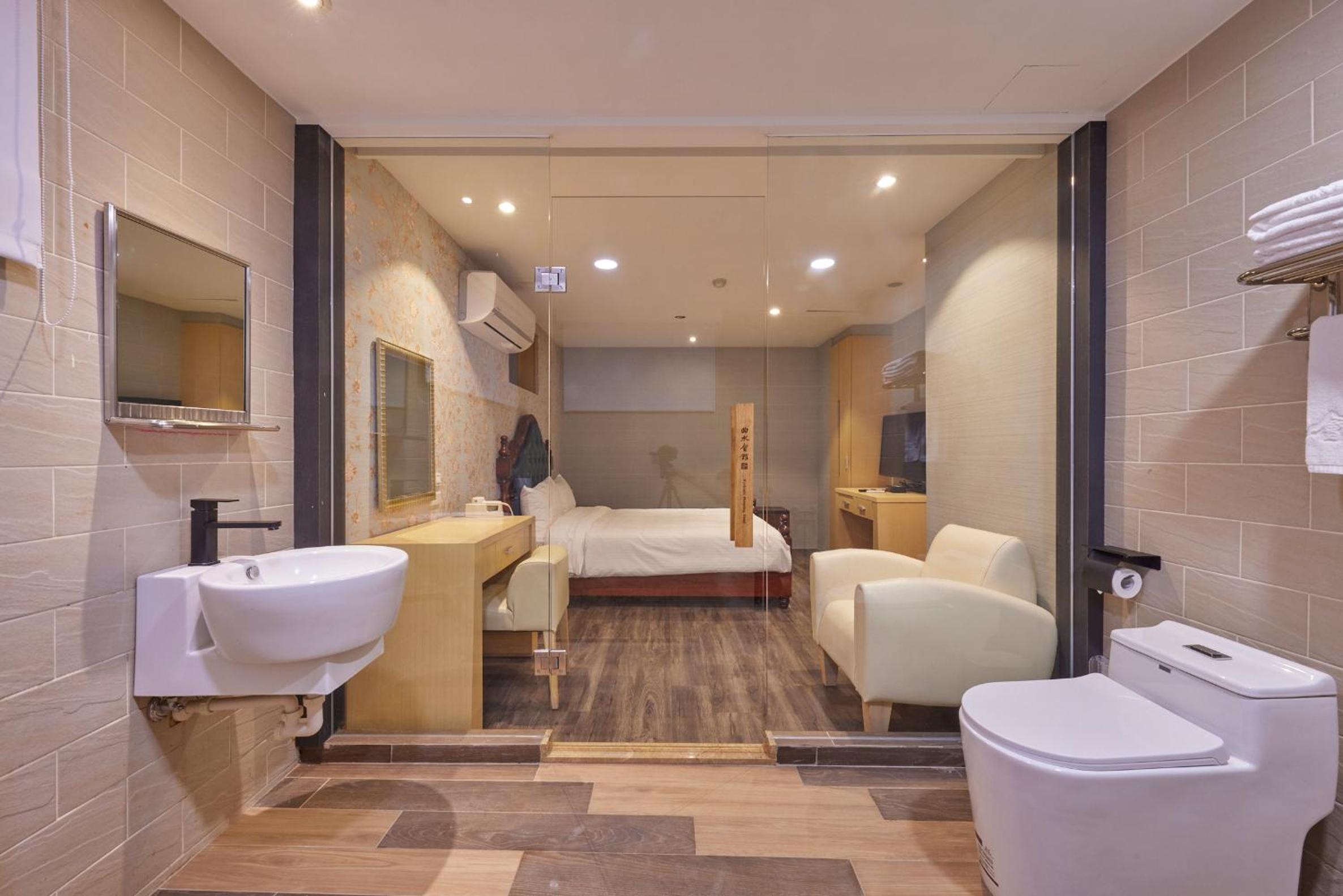Kyokusui Hotspring Hotel