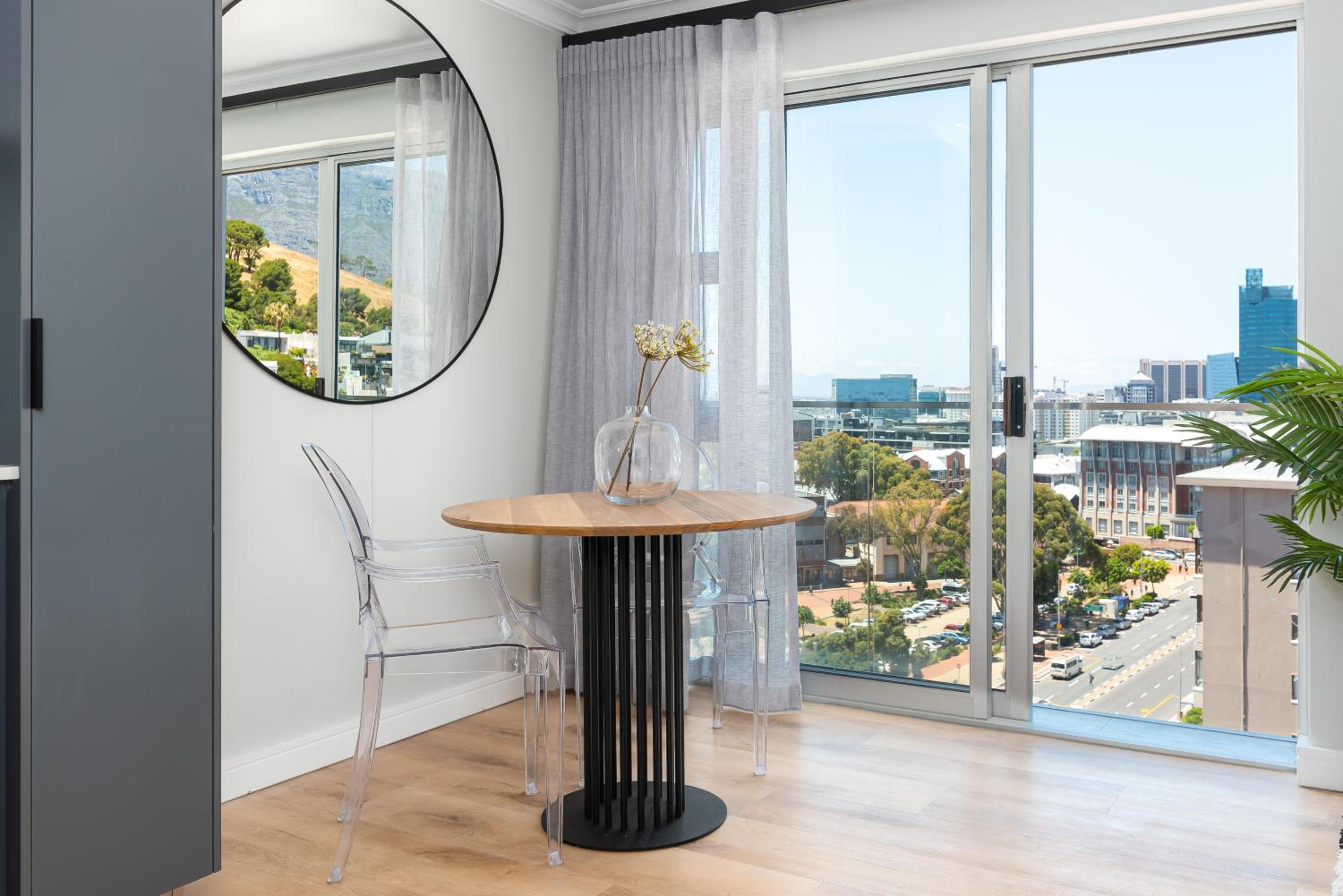 Point Break Luxury Apartments photo 88 of 255