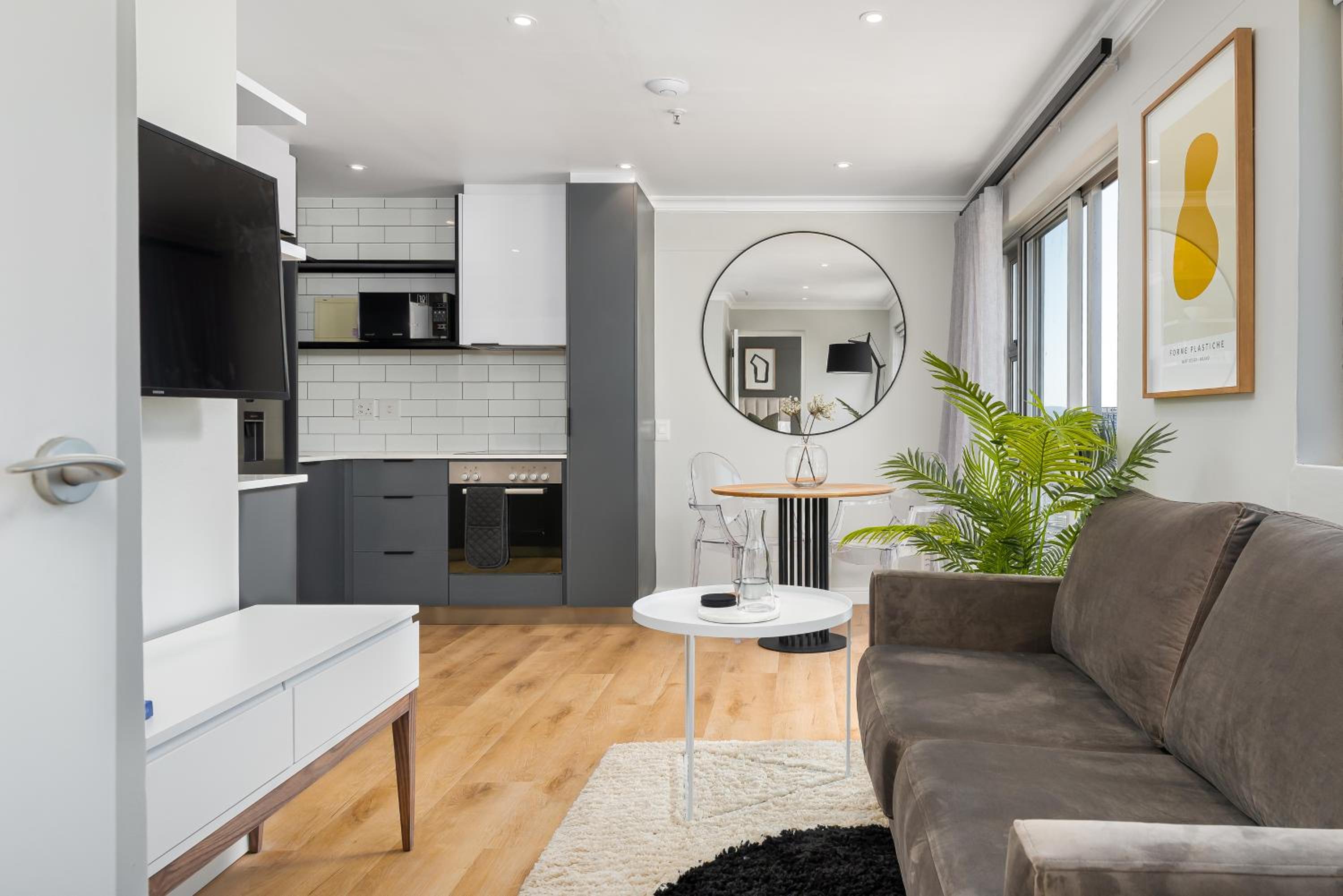 Point Break Luxury Apartments photo 176 of 255