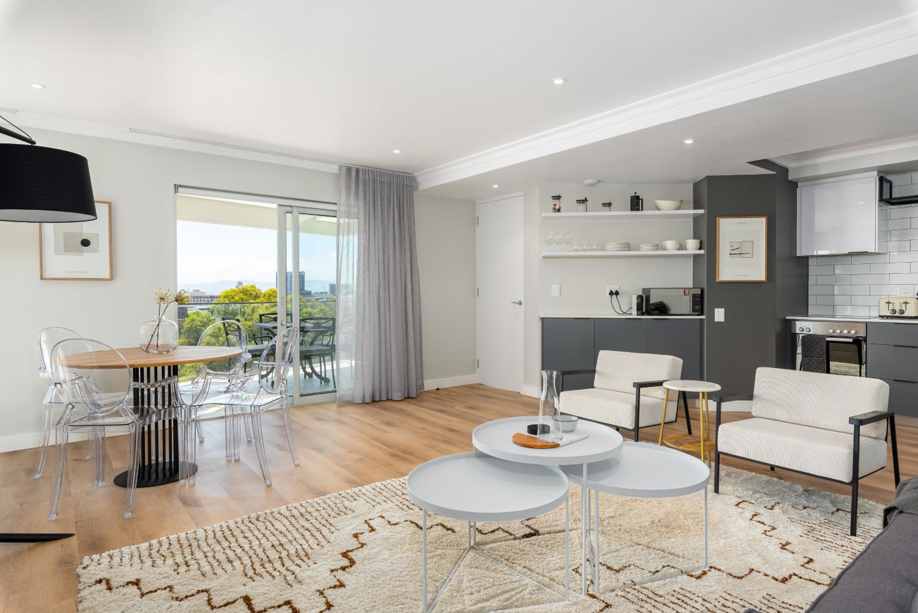 Point Break Luxury Apartments photo 81 of 255