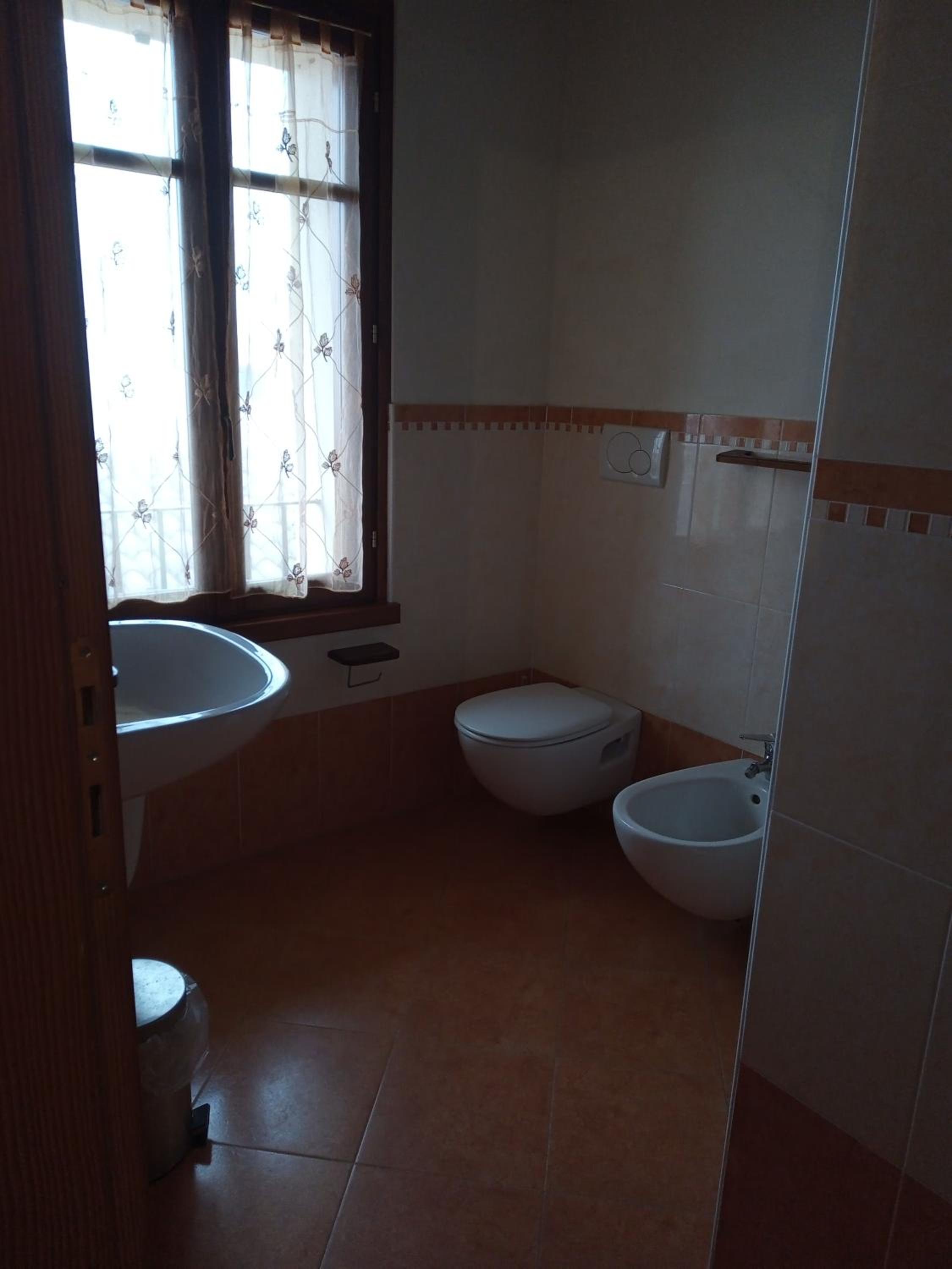 Photo 35