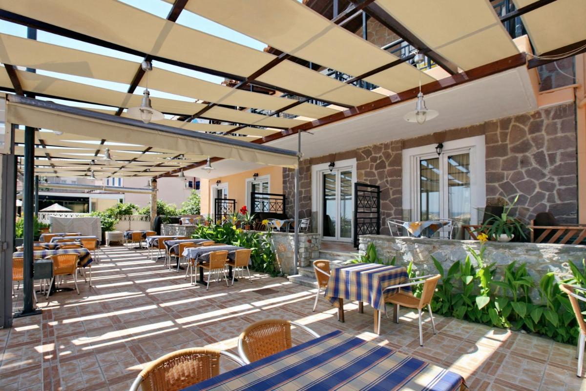 outdoor BBQ area