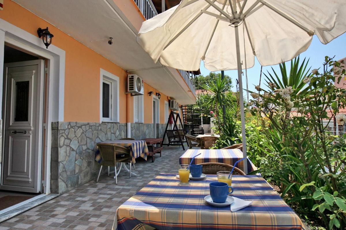 outdoor BBQ area