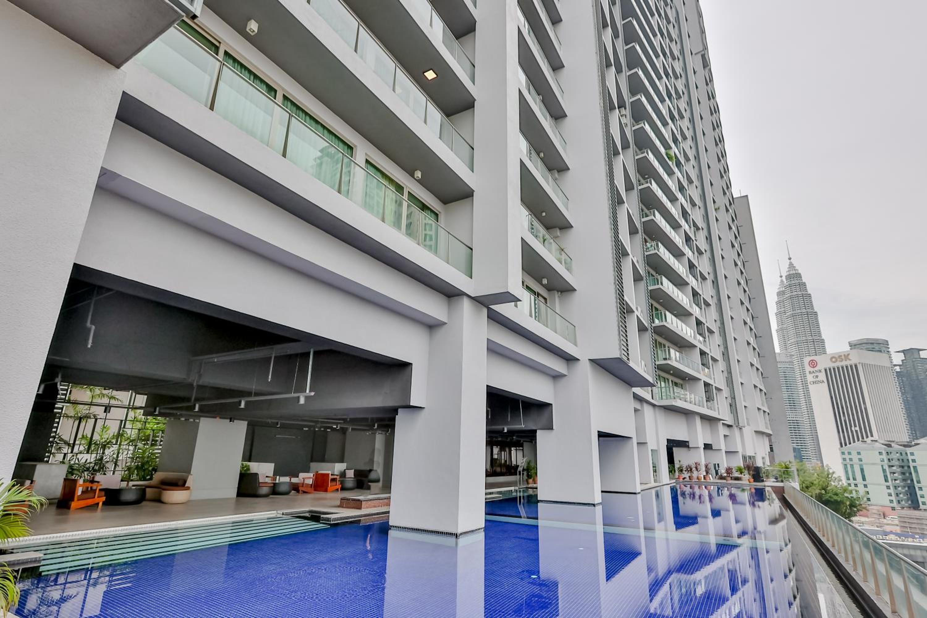 Rex Ollie @ Myhabitat Condominium