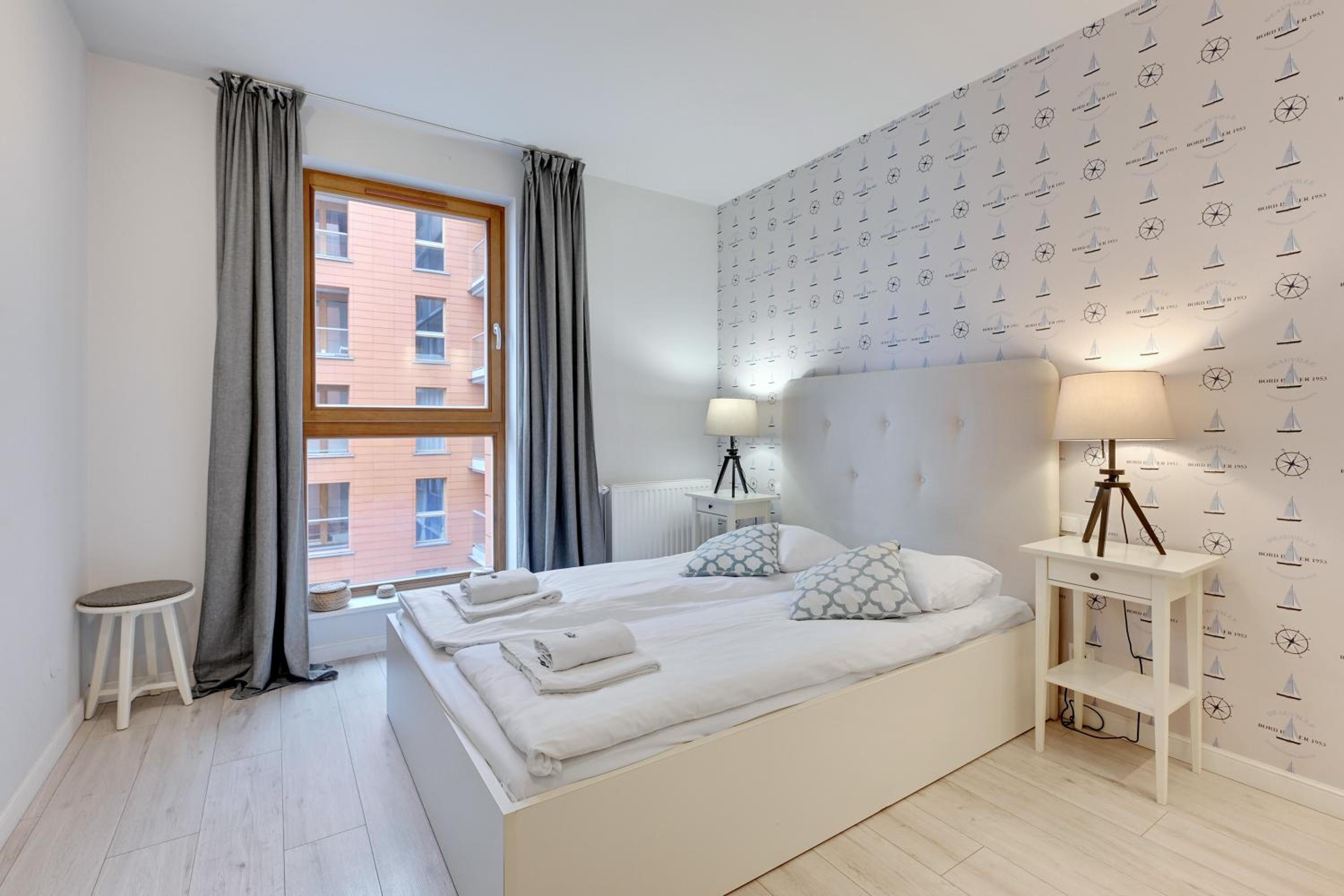 Apartments Chmielna Park by Noclegi Renters