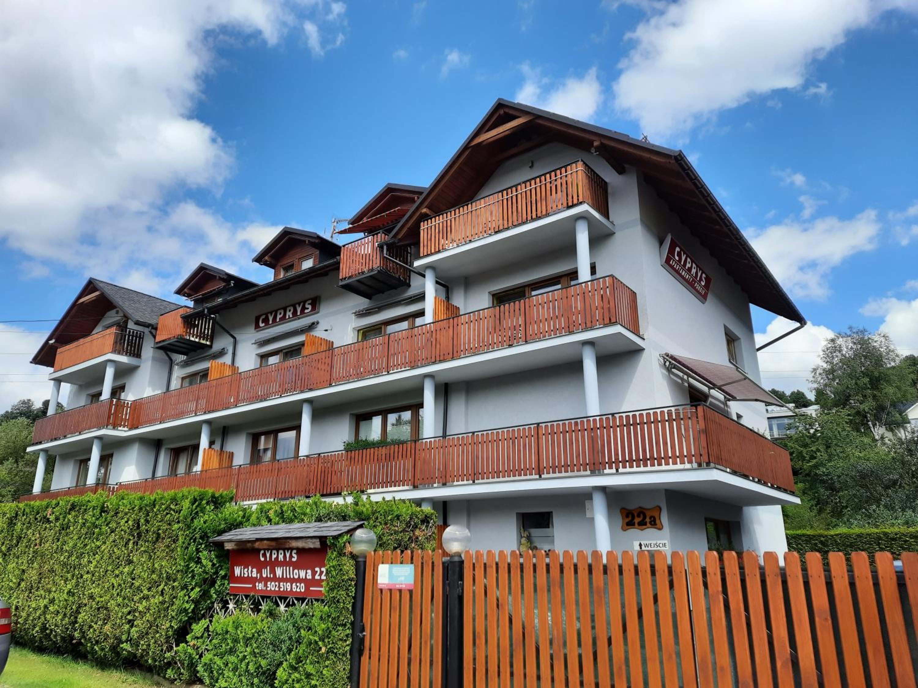 Willa Cyprys - pokoje i apartamenty z aneksami - Centrum view 2