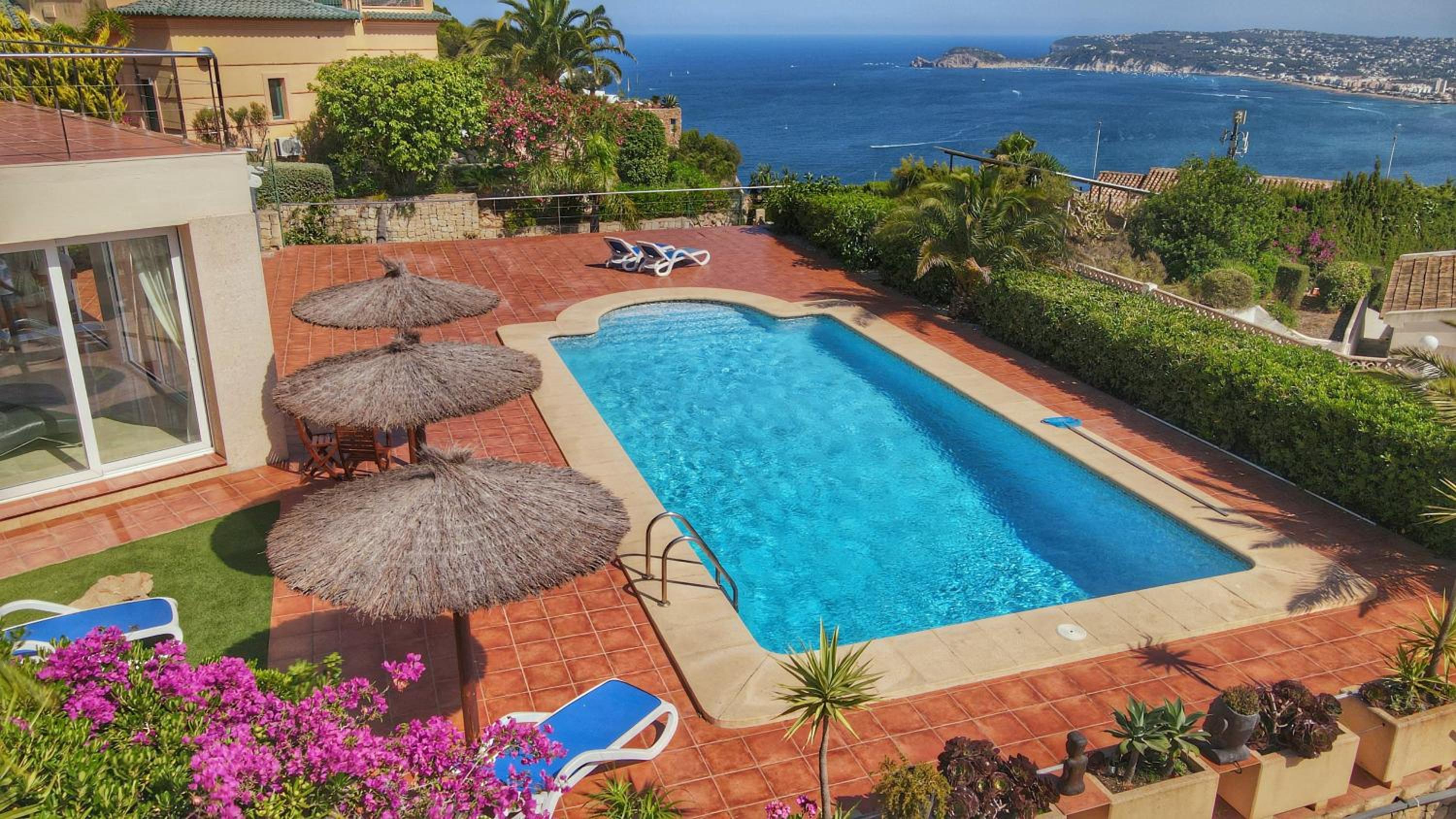 Villa Cuesta de San Antonio, view 3
