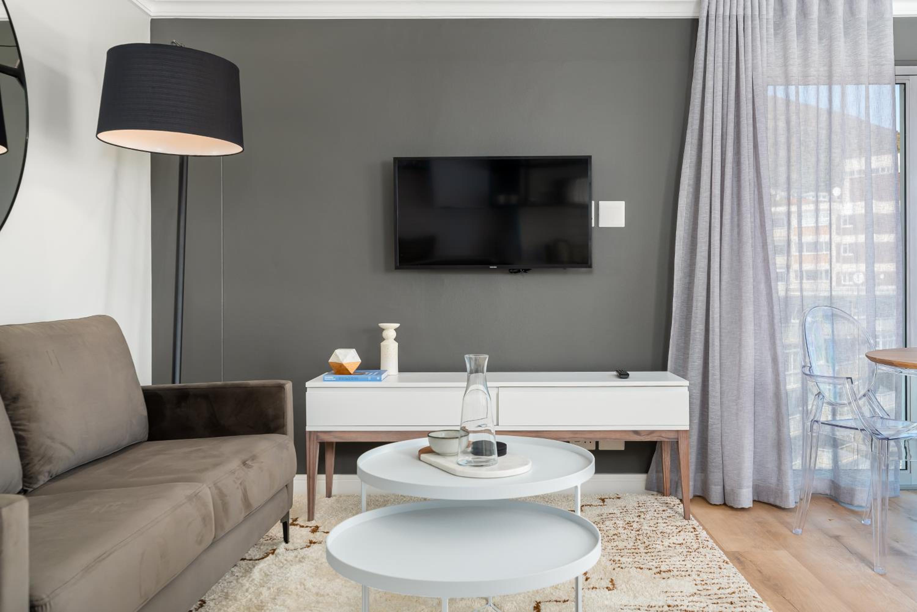 Point Break Luxury Apartments photo 247 of 255