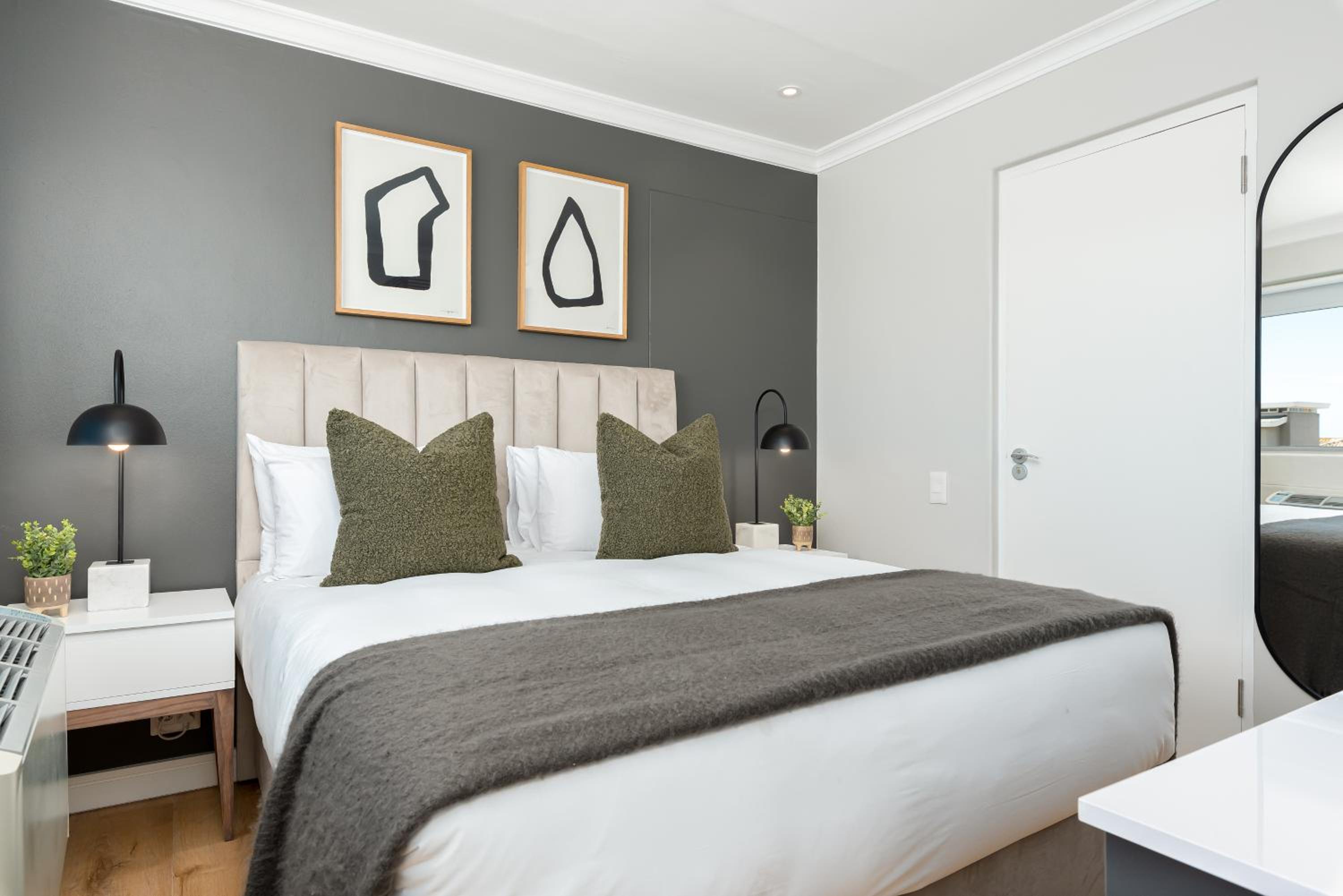 Point Break Luxury Apartments photo 172 of 255