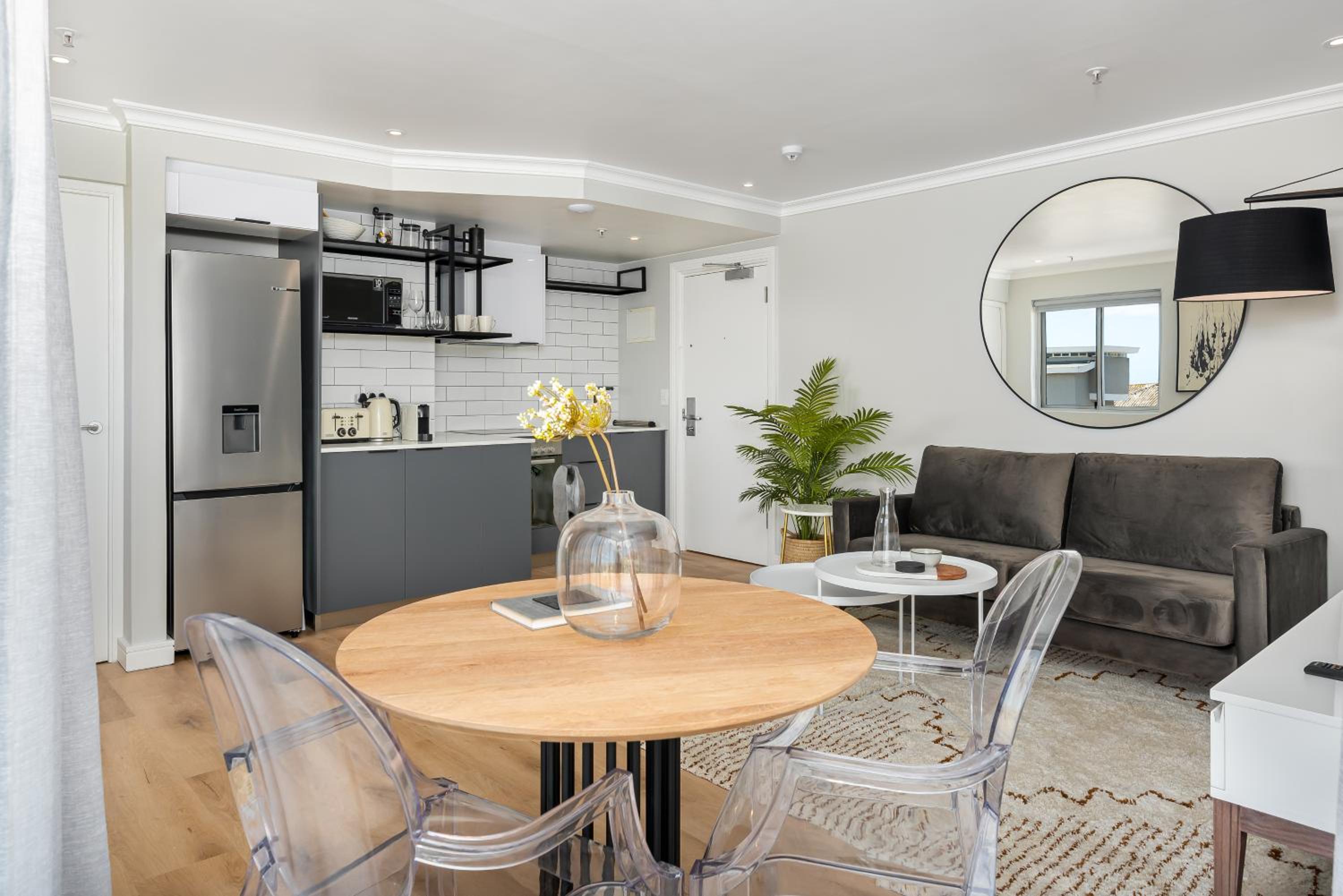 Point Break Luxury Apartments photo 244 of 255