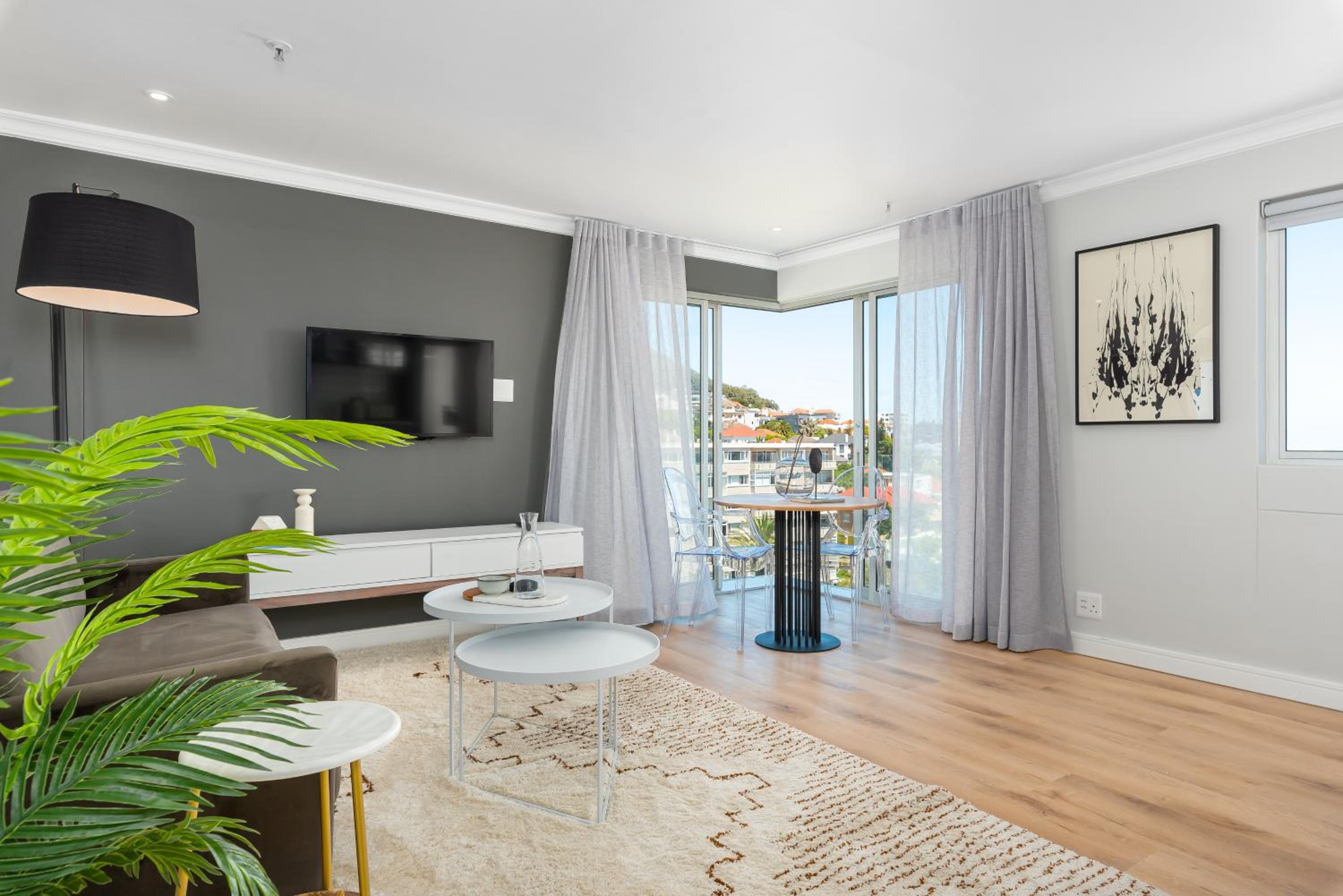 Point Break Luxury Apartments photo 182 of 255