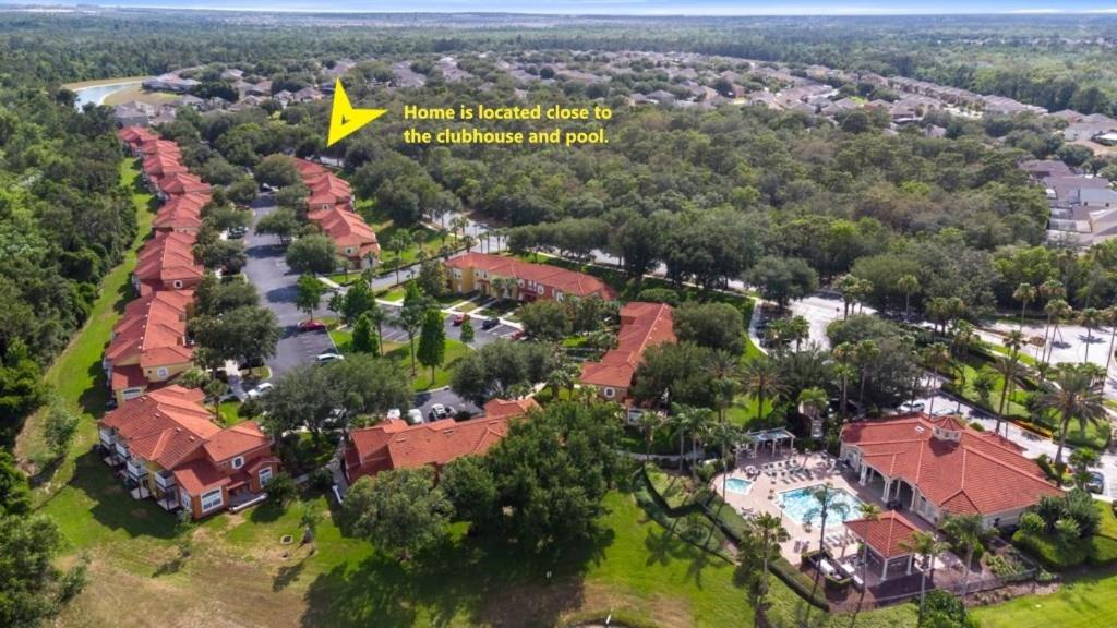 Minutes to Disney Boutique 3BR 2,5 Bath Coastal TH townhouse view 5