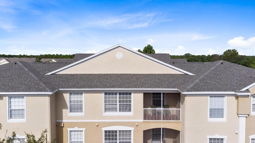 Amazing Resort 2 bed condo close to Disney condo view 4