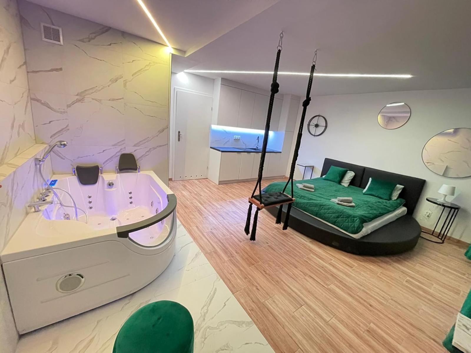 Hotel Yourapart Jacuzzi Przy Zamku Krolewskim