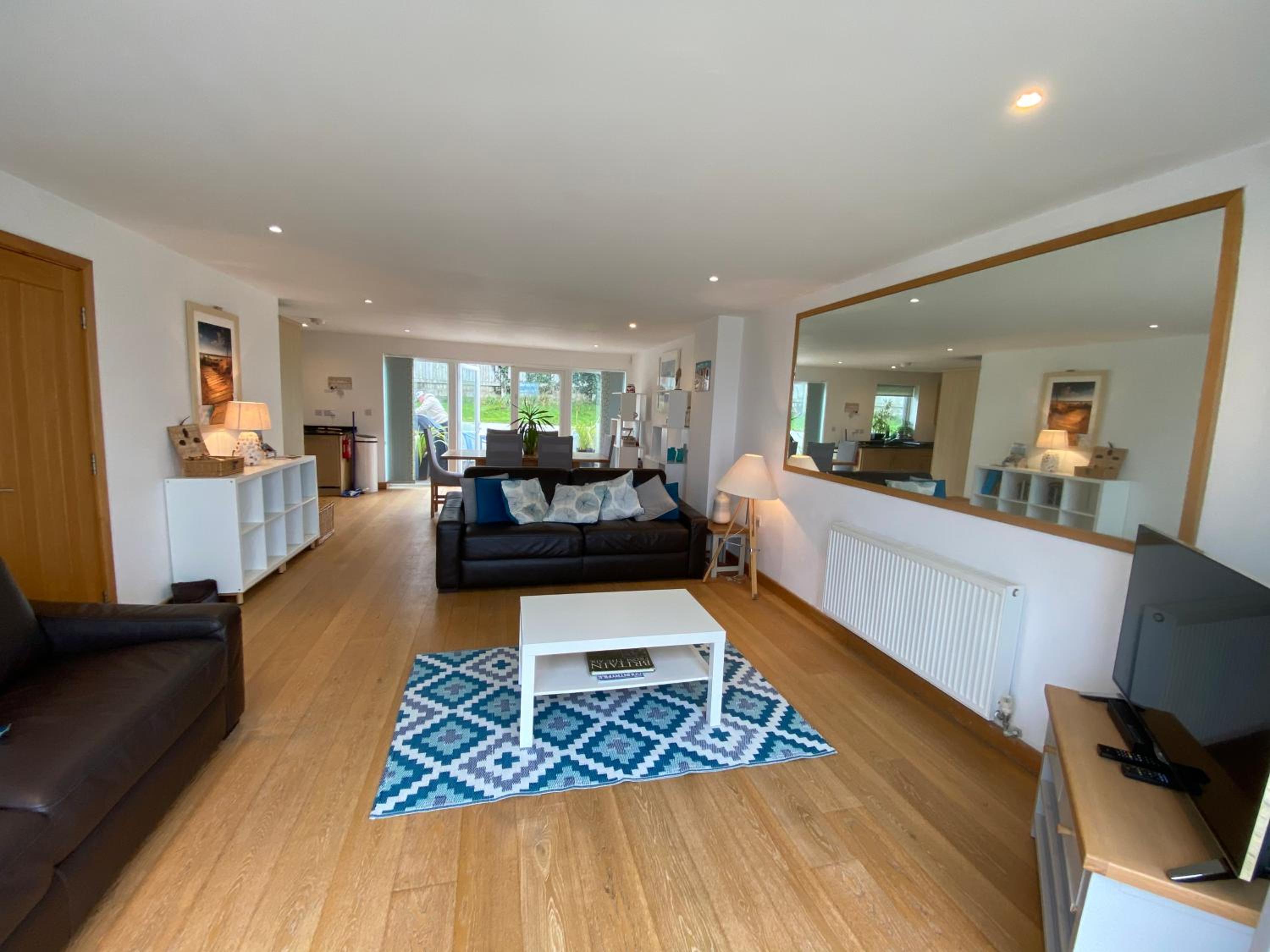 OHANA HOUSE - Unbeatable Location - UK's Best Beaches